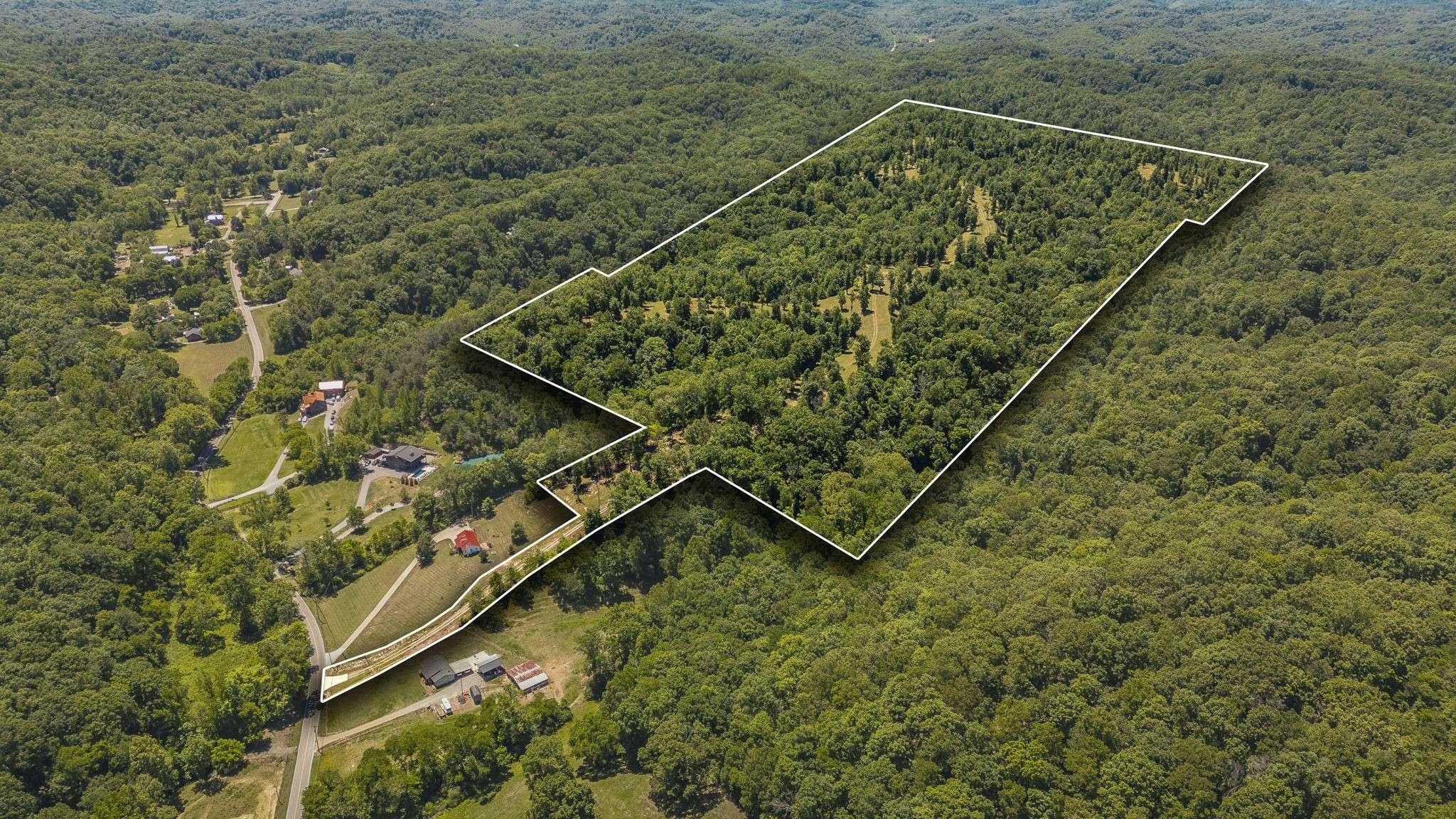 8388 Cub Creek Rd, Nashville, TN 37209