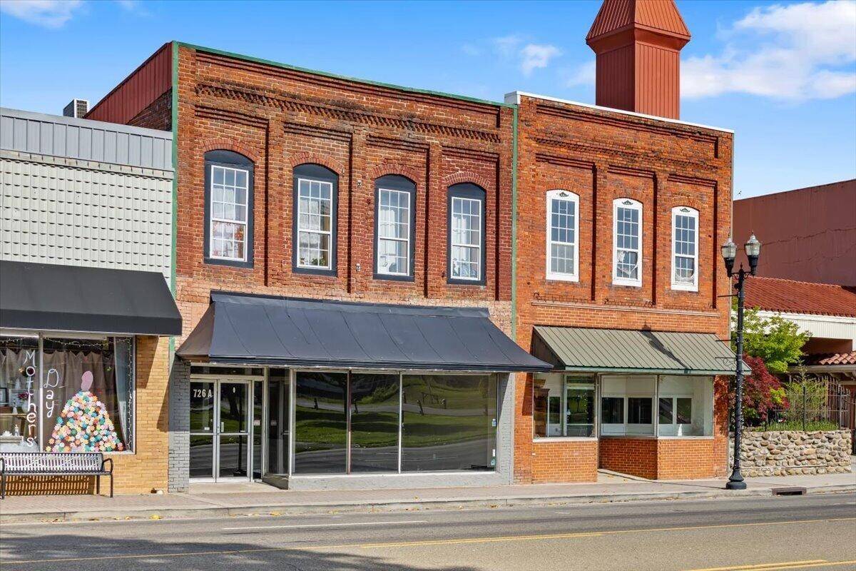 726 Tennessee Avenue, Etowah, TN 37331