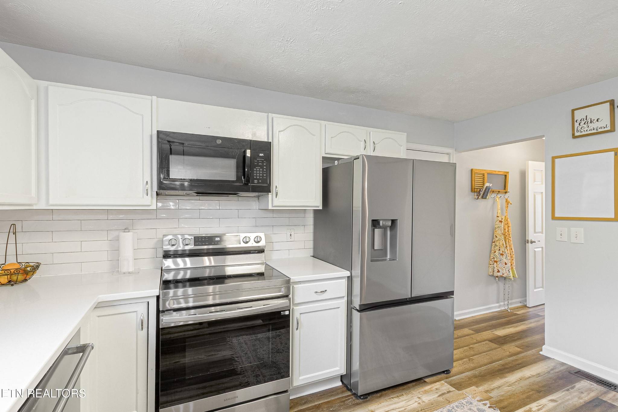 7114 Hannah Brook Rd, Knoxville, TN 37918