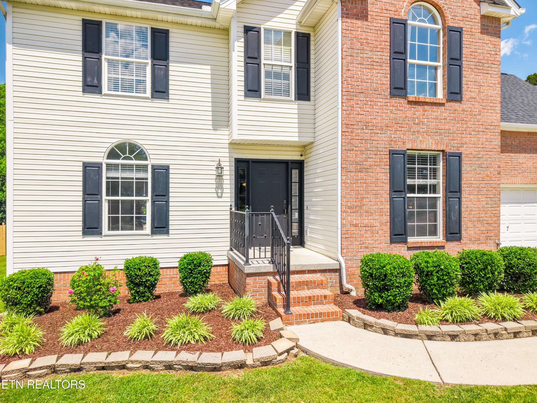 7114 Hannah Brook Rd, Knoxville, TN 37918