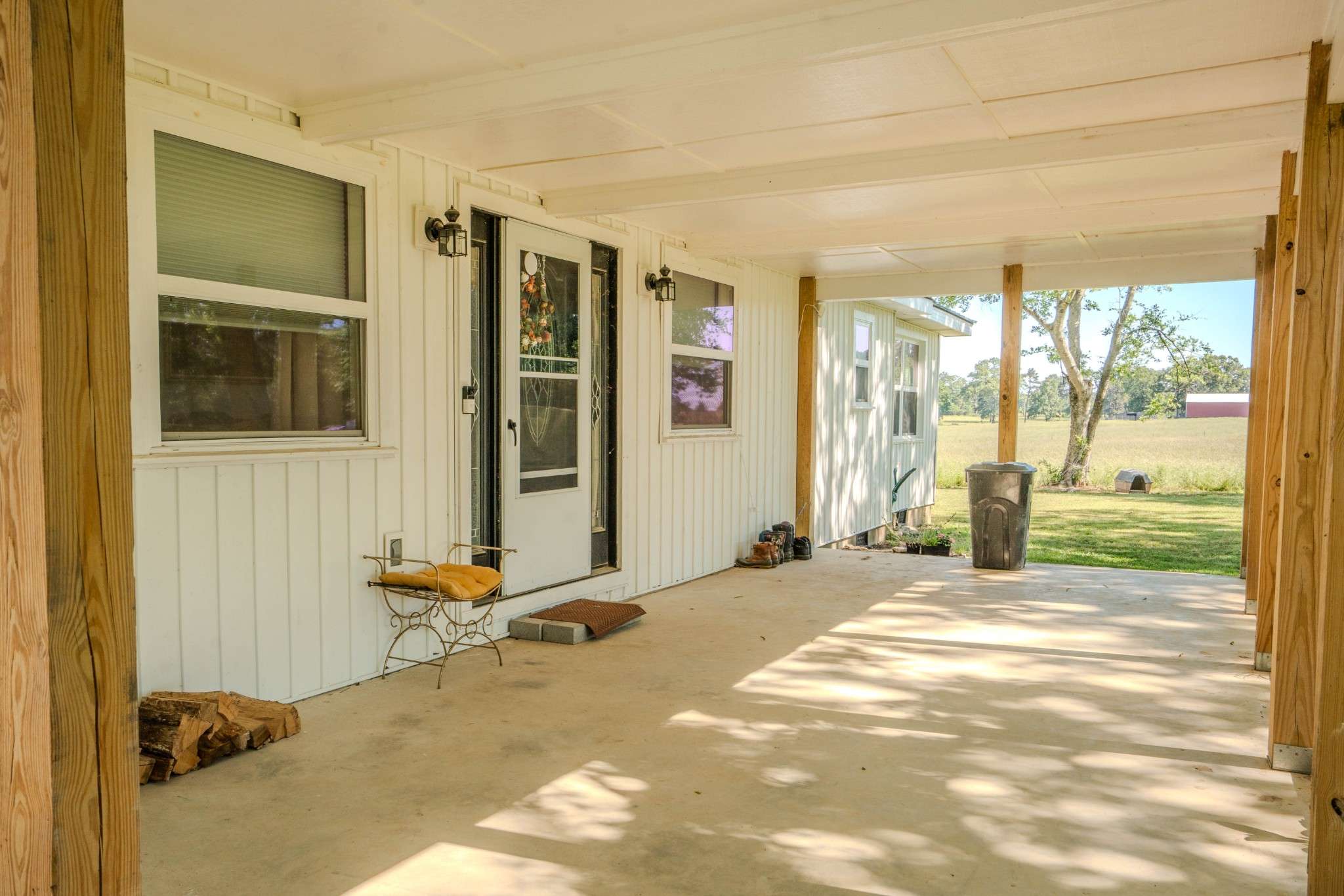5780 Berry Rd, Cypress Inn, TN 38452