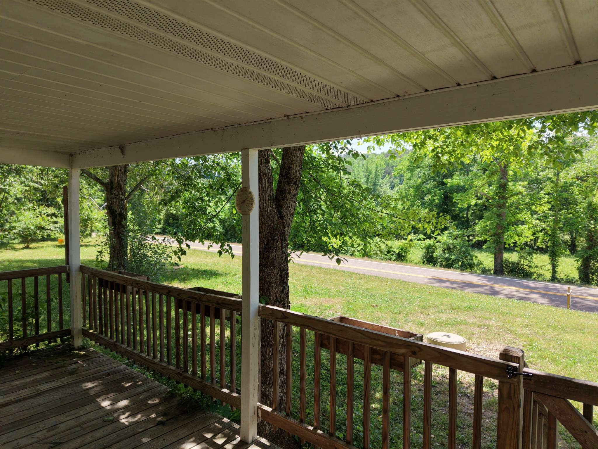 1720 Bear Creek Rd, Collinwood, TN 38450