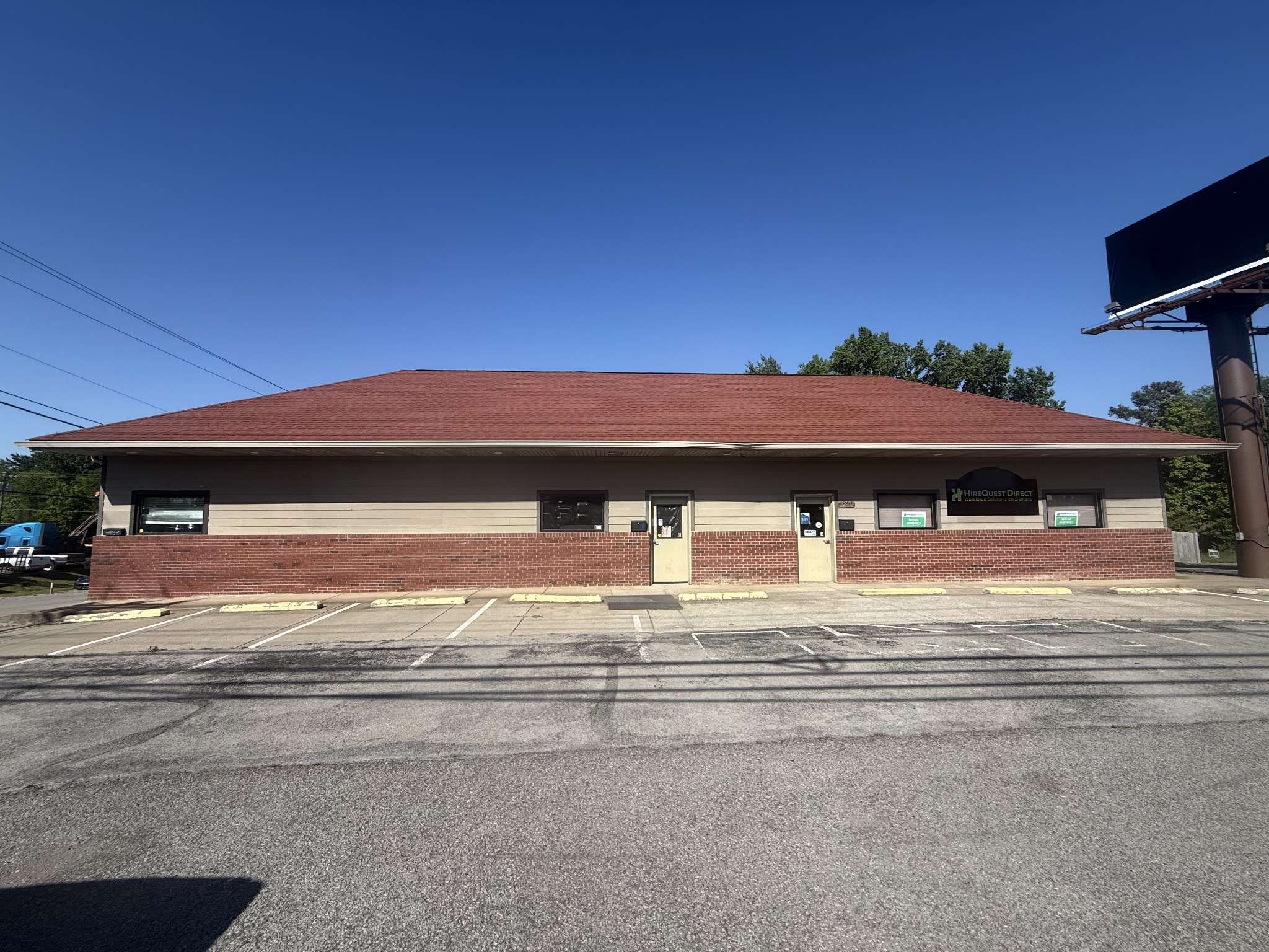 1301 Fort Campbell Blvd, Clarksville, TN 37042