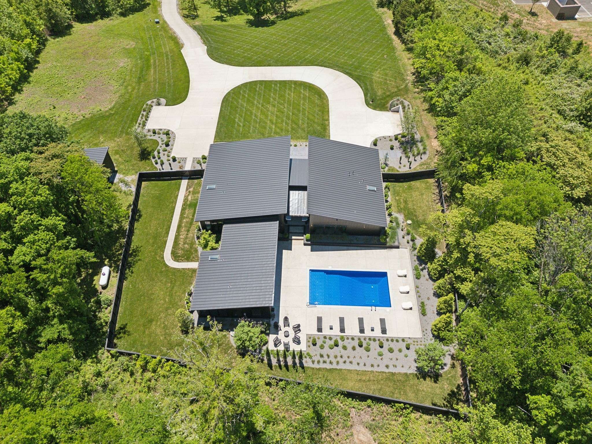 4160 Clovercroft Rd, Franklin, TN 37067