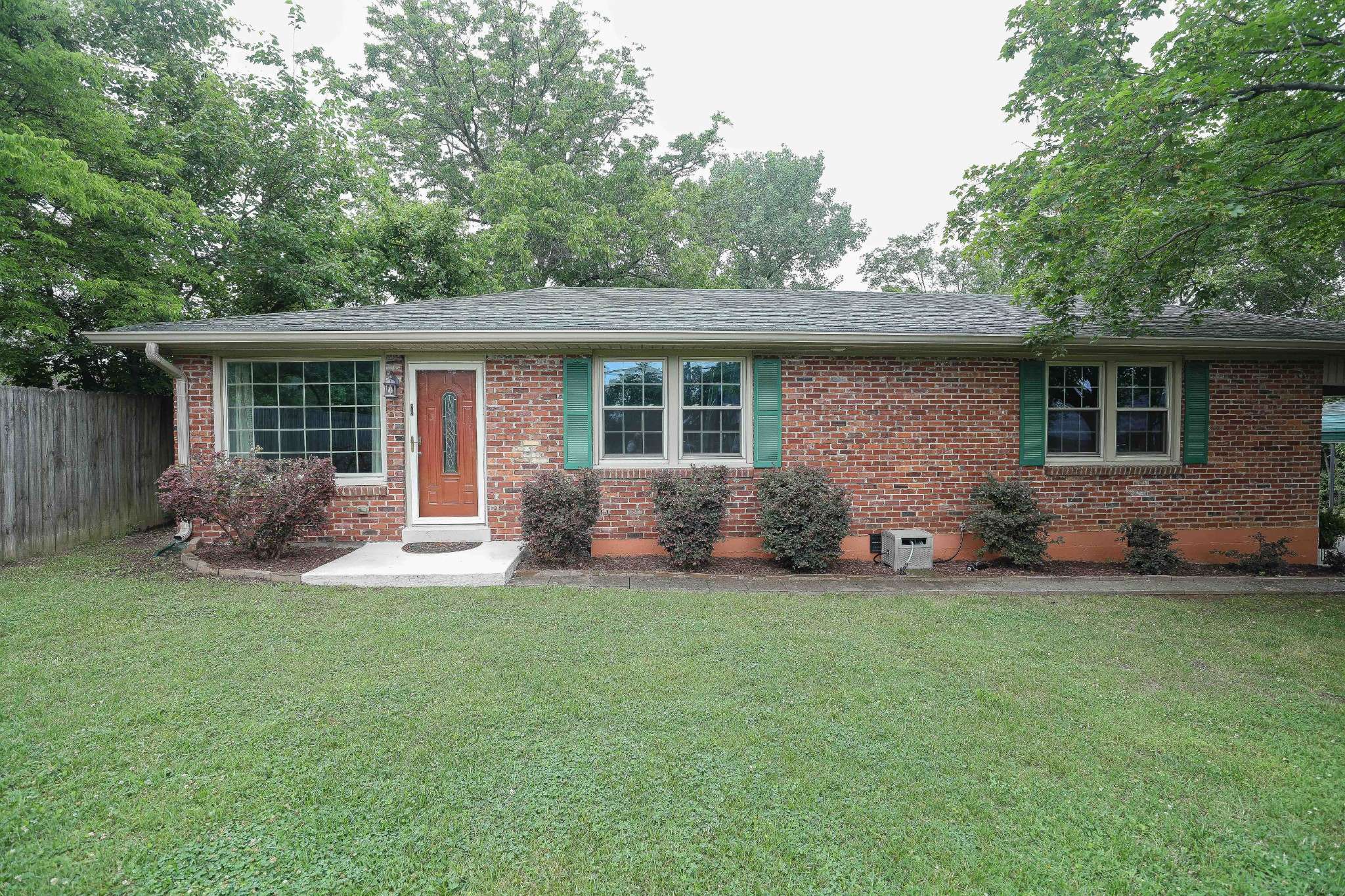 412 Williams Ave, Madison, TN 37115