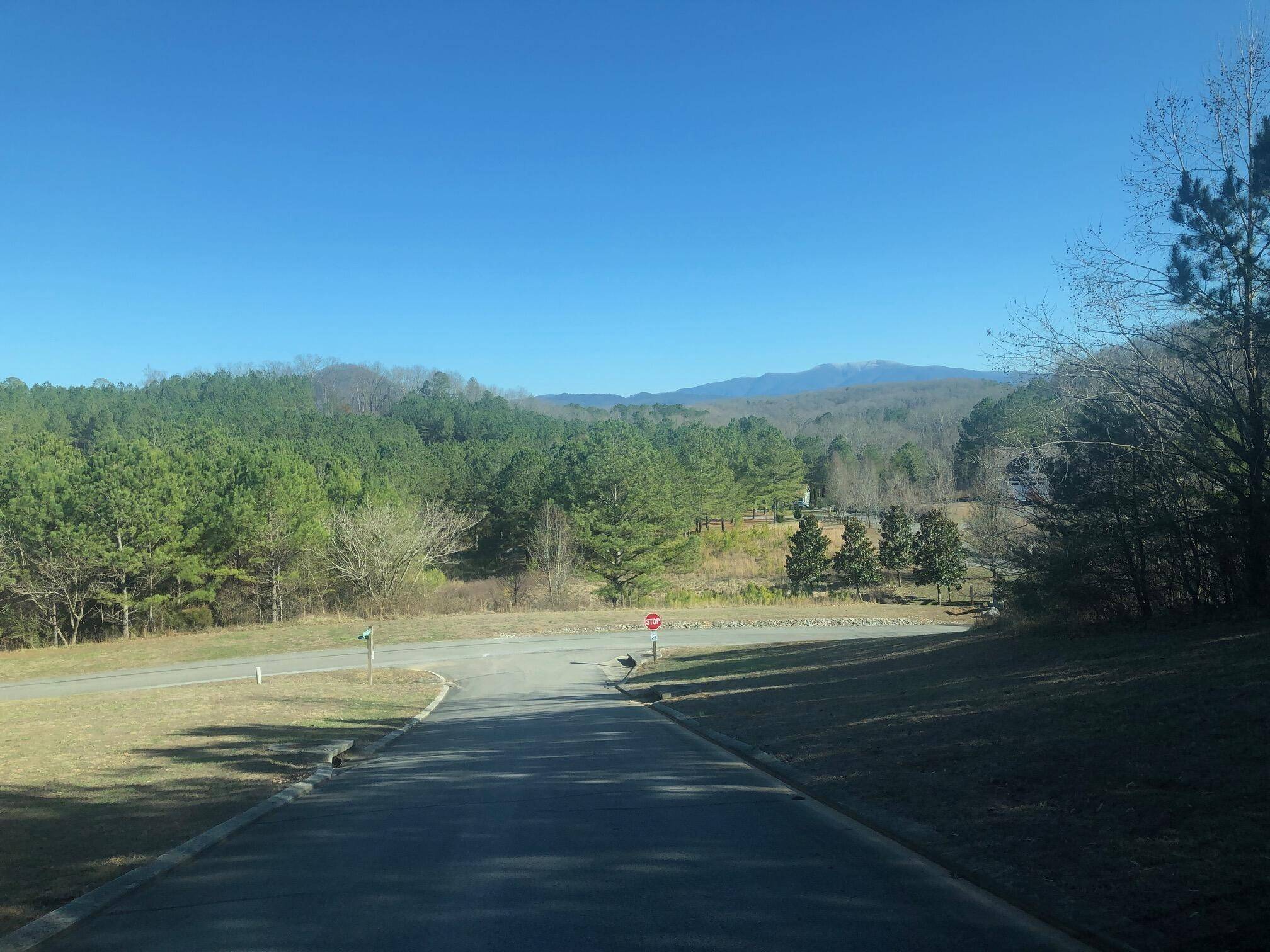 136 Cherokee Ridge Drive, Ocoee, TN 37361