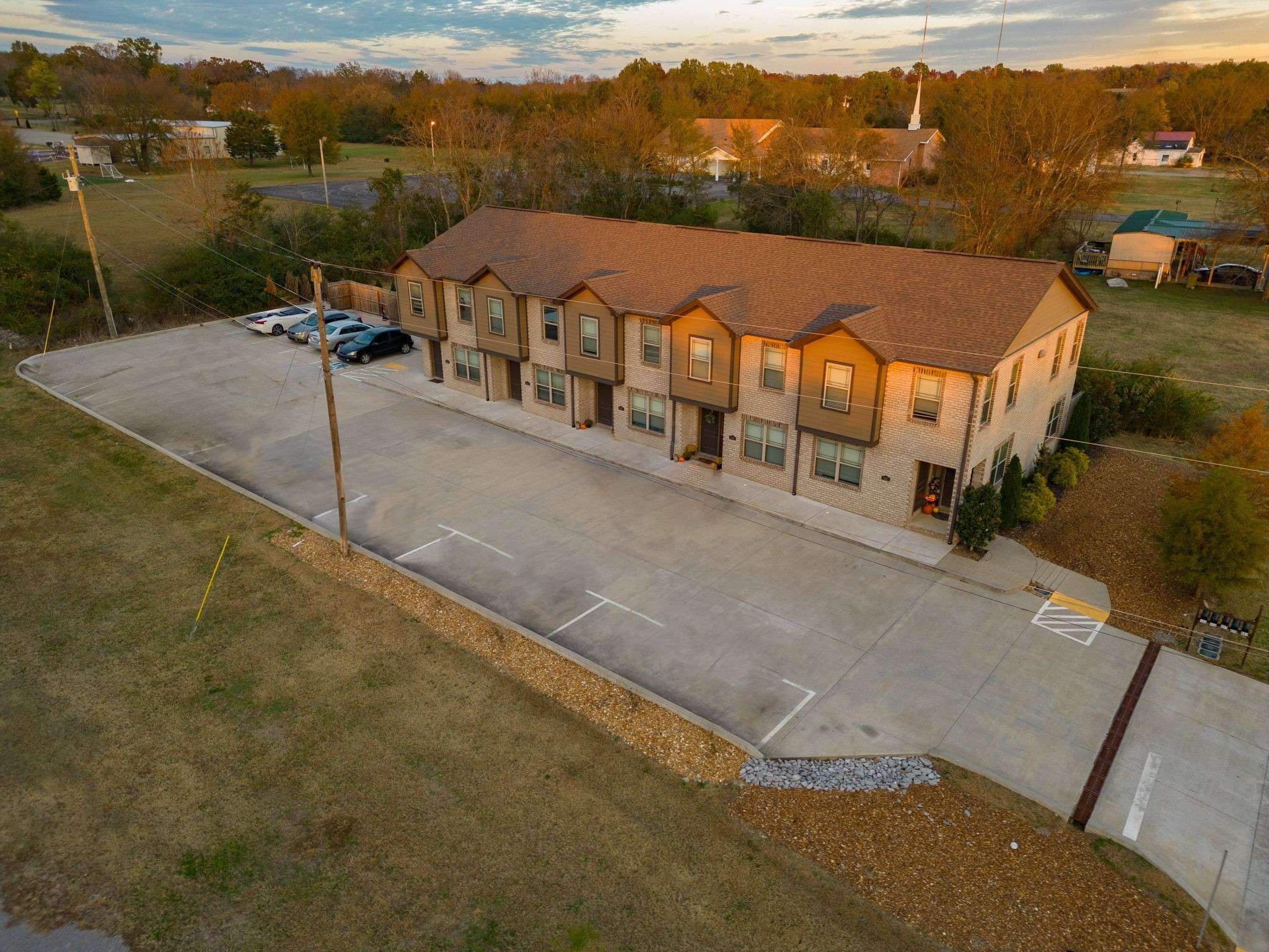 935 Bluebird Rd, Lebanon, TN 37087