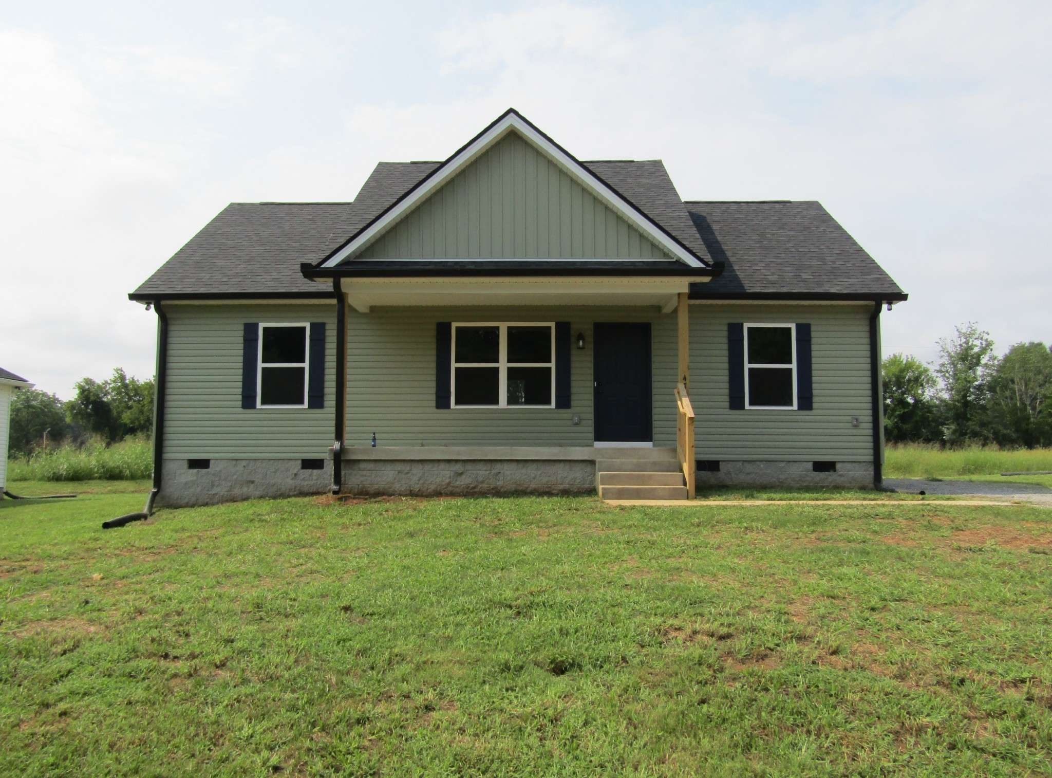 470 Crescent Factory Rd, Lawrenceburg, TN 38464