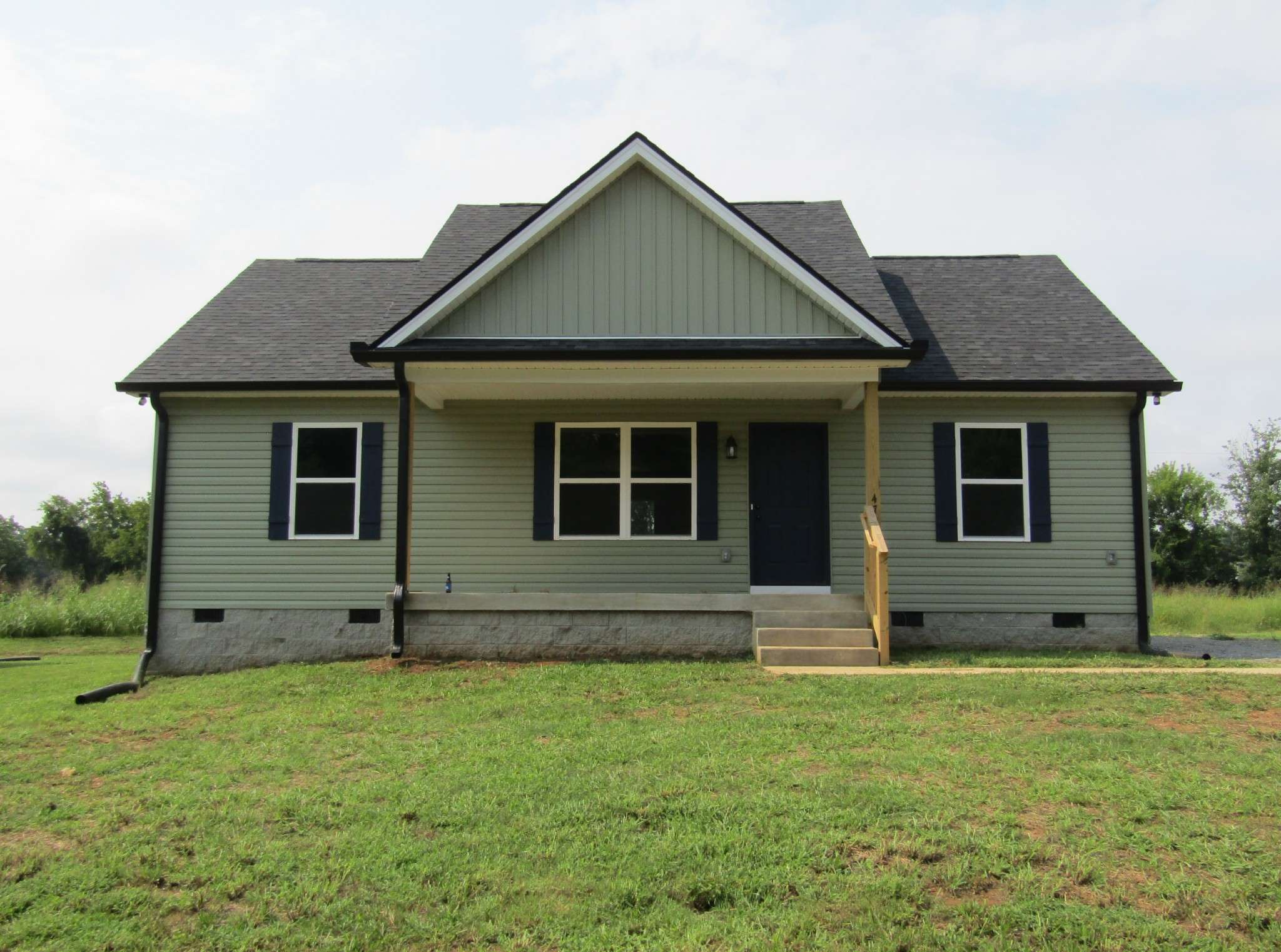 470 Crescent Factory Rd, Lawrenceburg, TN 38464