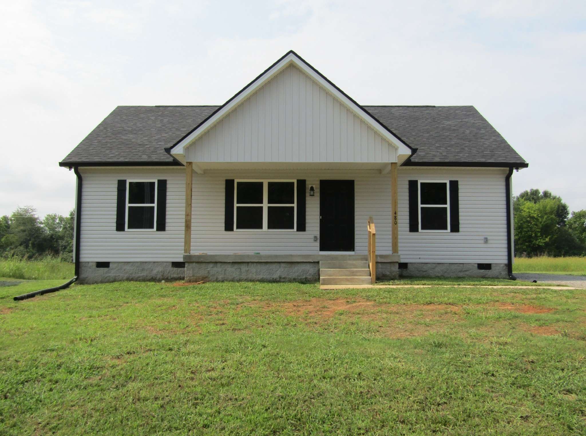 480 Crescent Factory Rd, Lawrenceburg, TN 38464