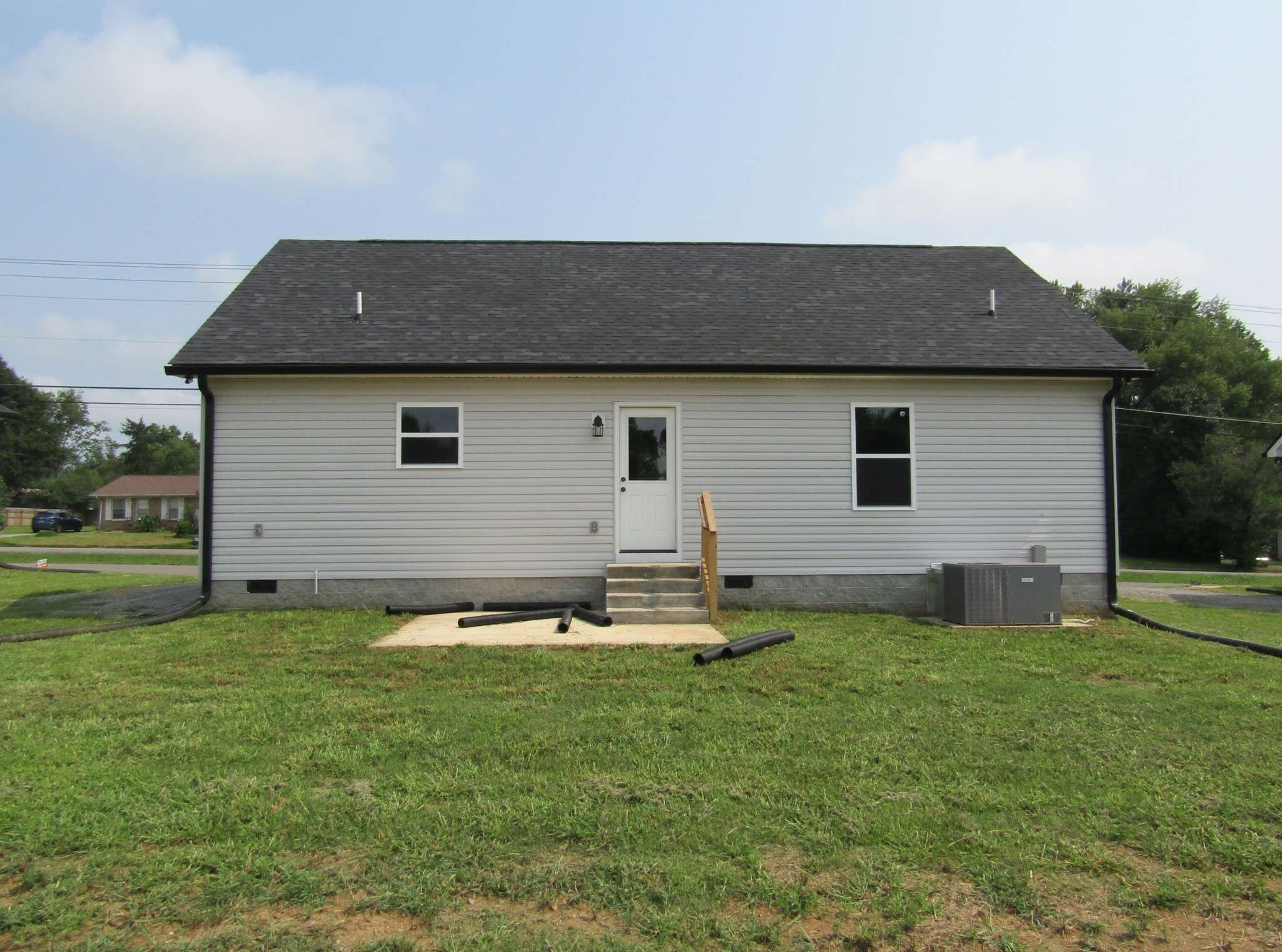 480 Crescent Factory Rd, Lawrenceburg, TN 38464