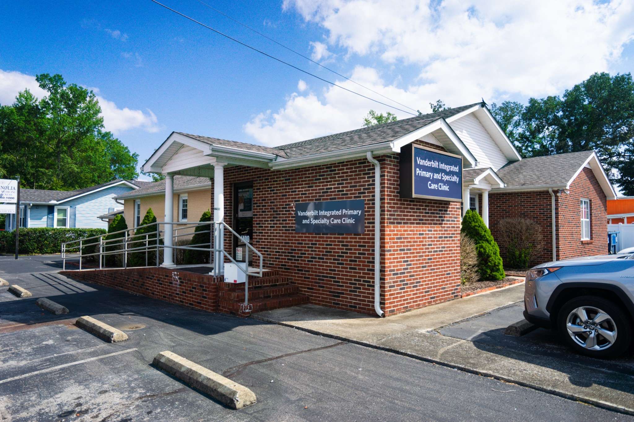 1400 Willow Dr, Manchester, TN 37355