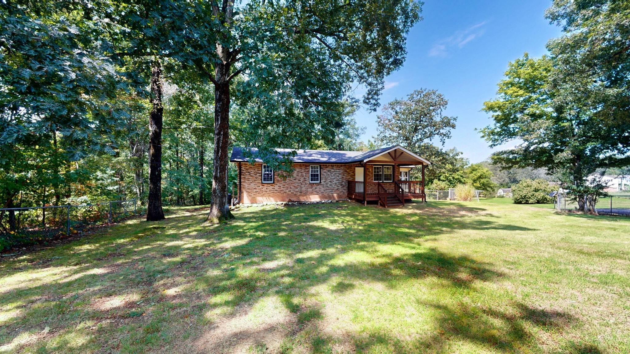 9092 E 40 Rd, Bon Aqua, TN 37025