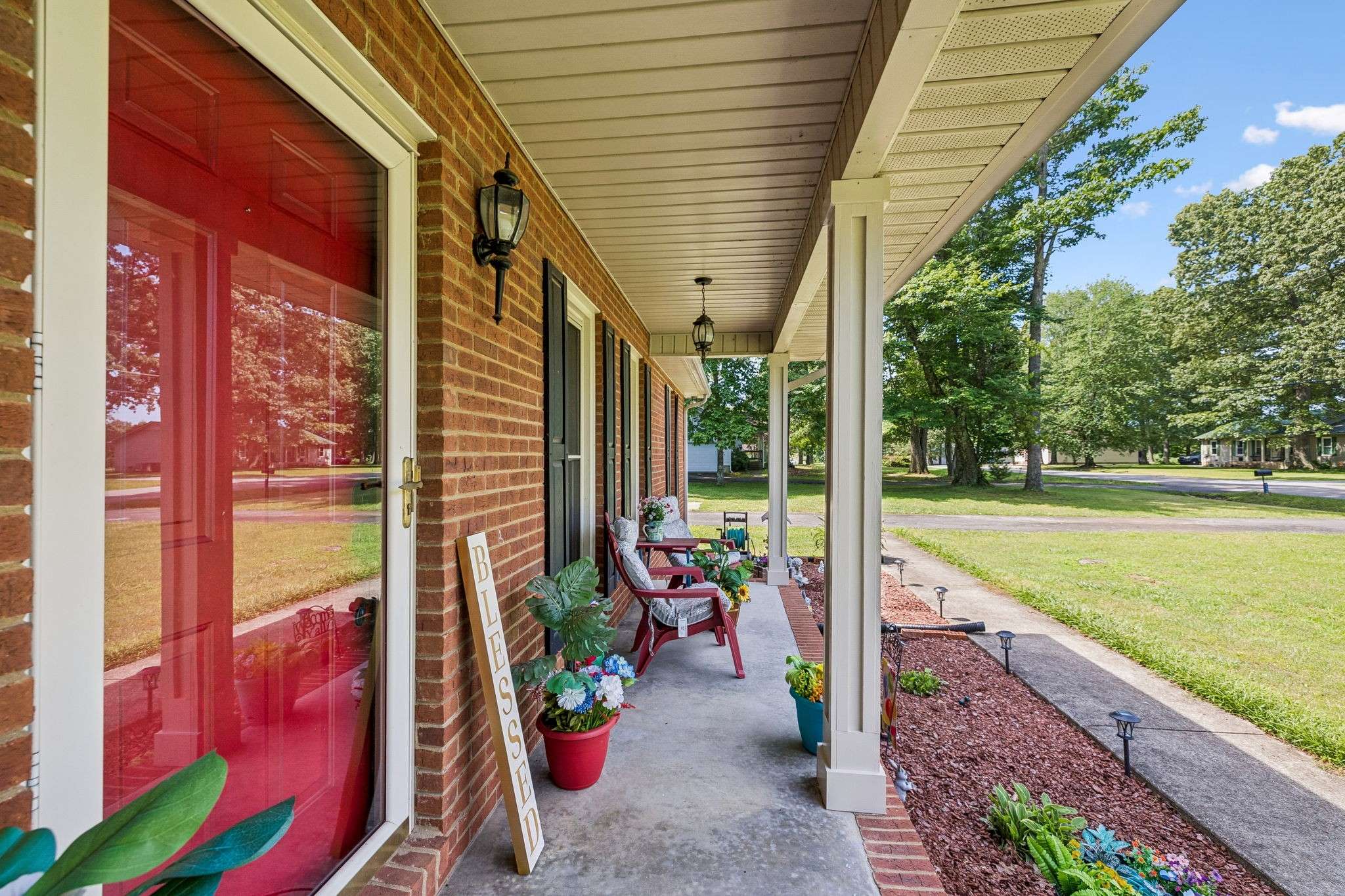2117 Safe Haven Cir, Estill Springs, TN 37330