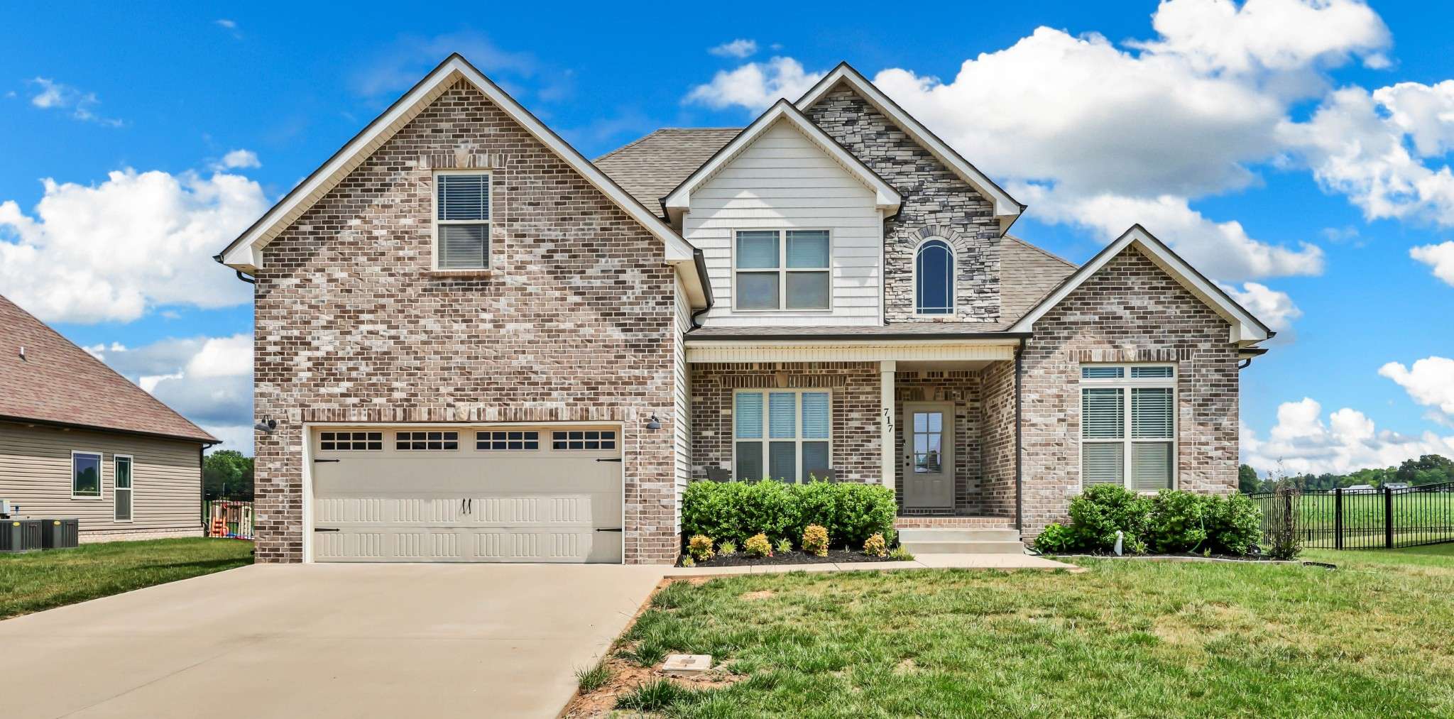 717 HIGH PLAINS DRIVE, Clarksville, TN 37043