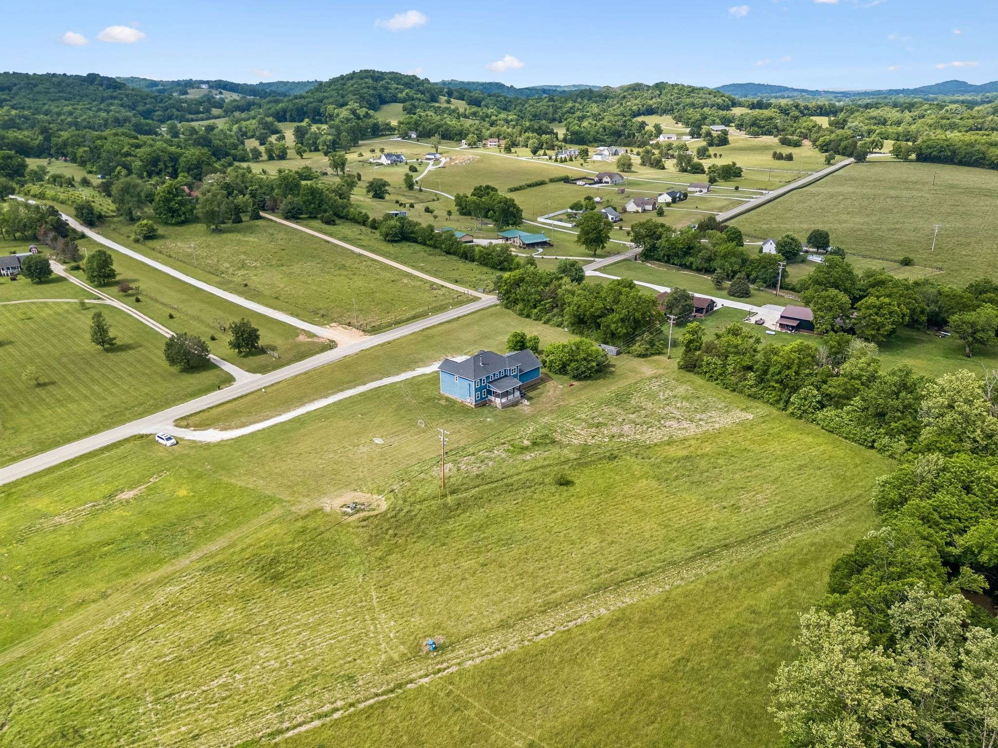 3001 Valley Creek Rd, Culleoka, TN 38451