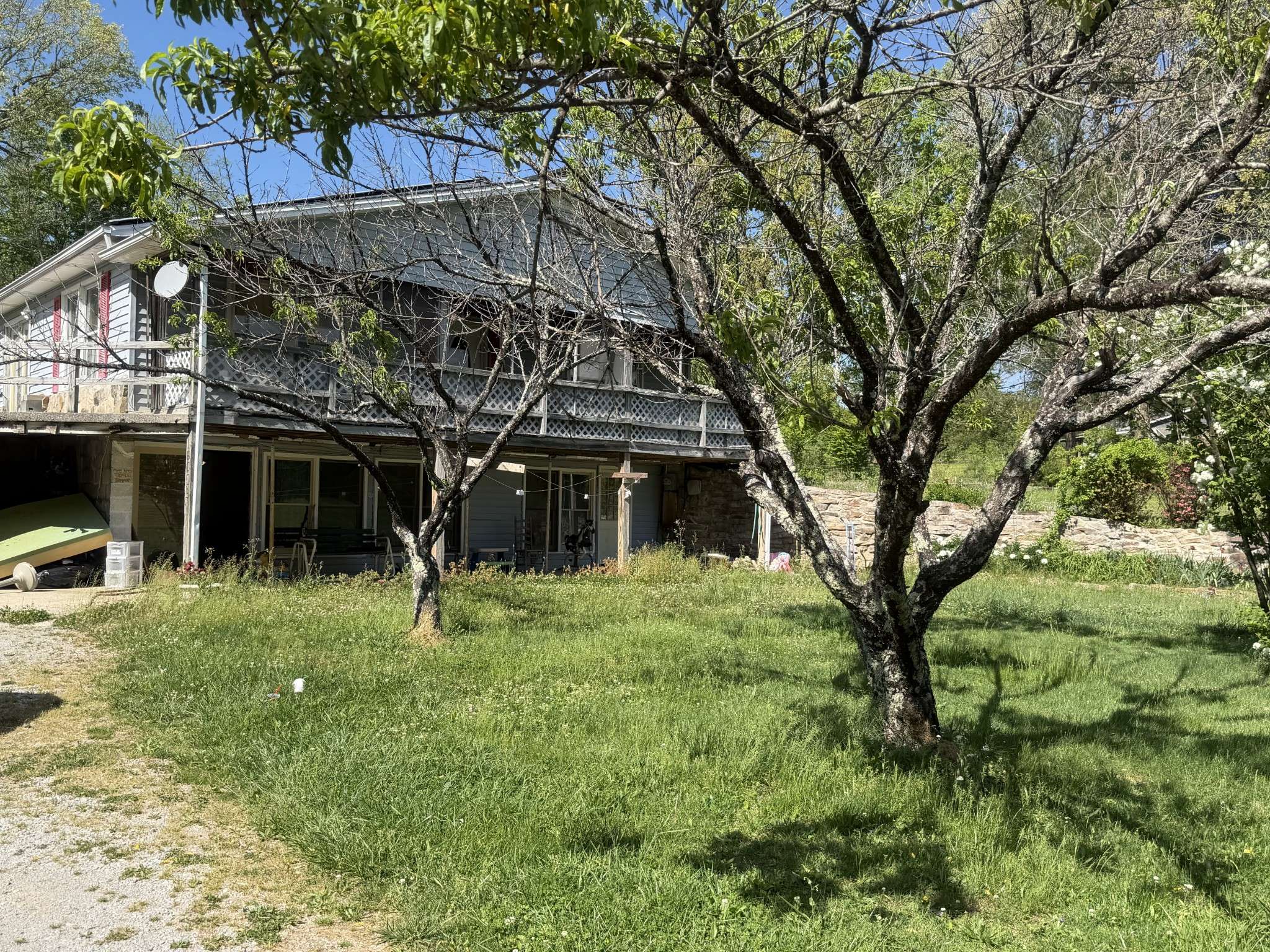 200 Rattlesnake Rd, Mcminnville, TN 37110