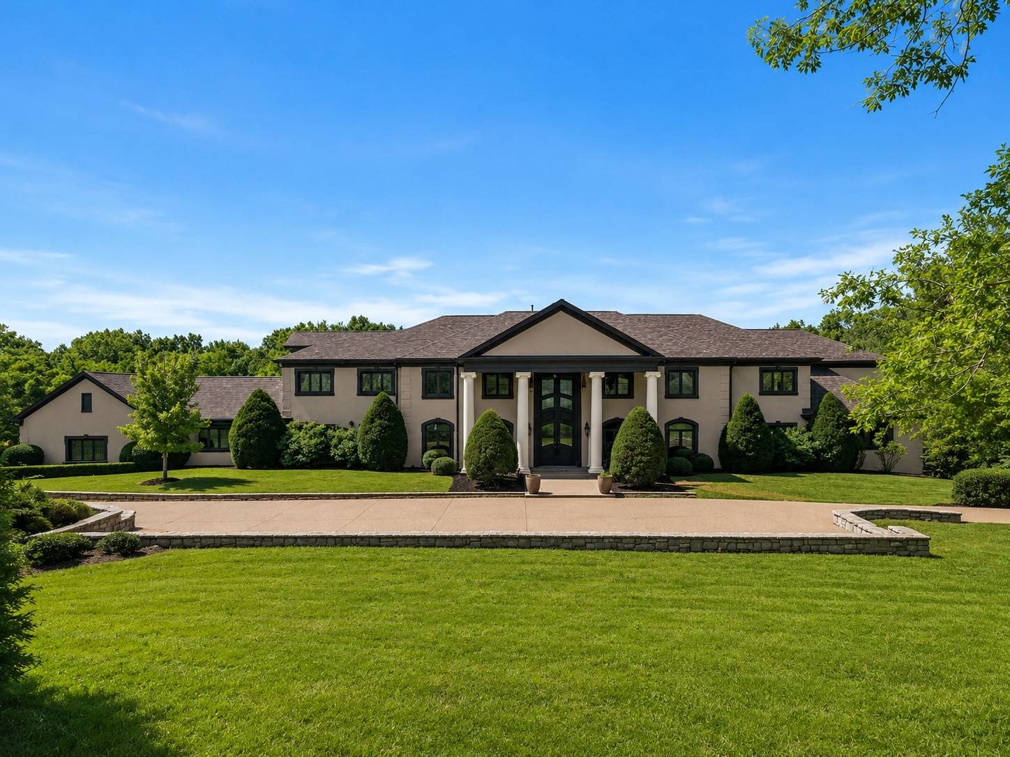 6261 Hillsboro Pike, Nashville, TN 37215