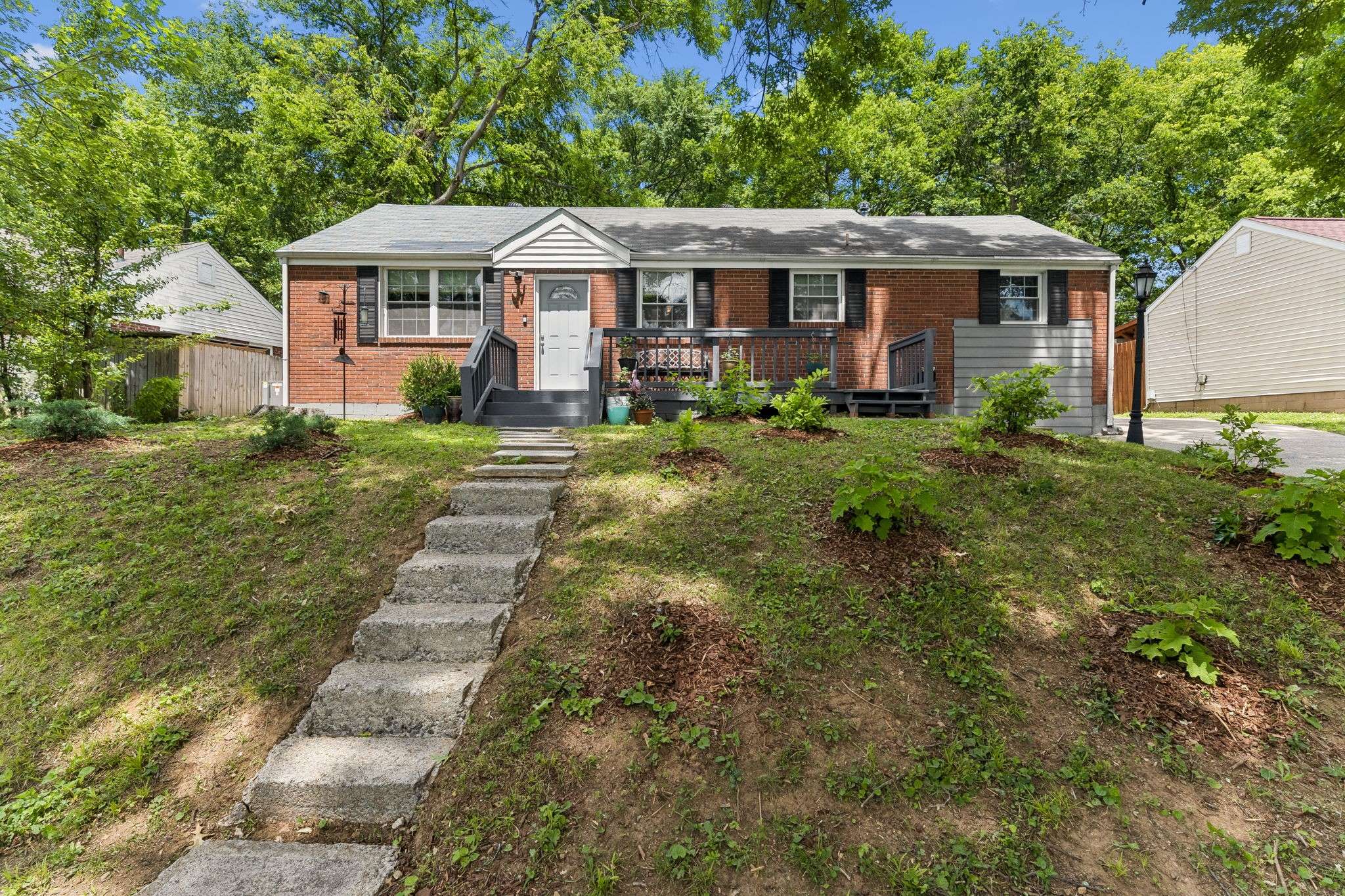 1308 Saturn Dr, Nashville, TN 37217