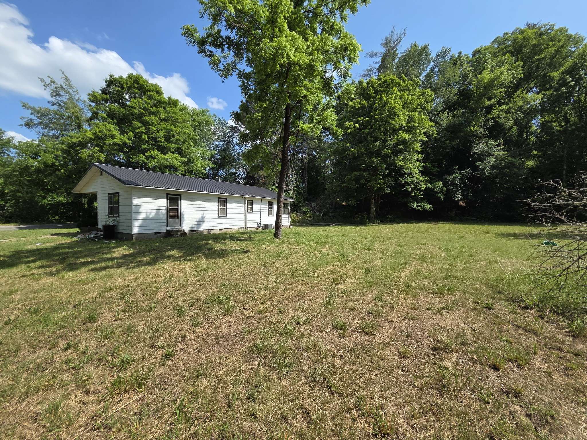 1316 Owl Hollow Rd, Linden, TN 37096