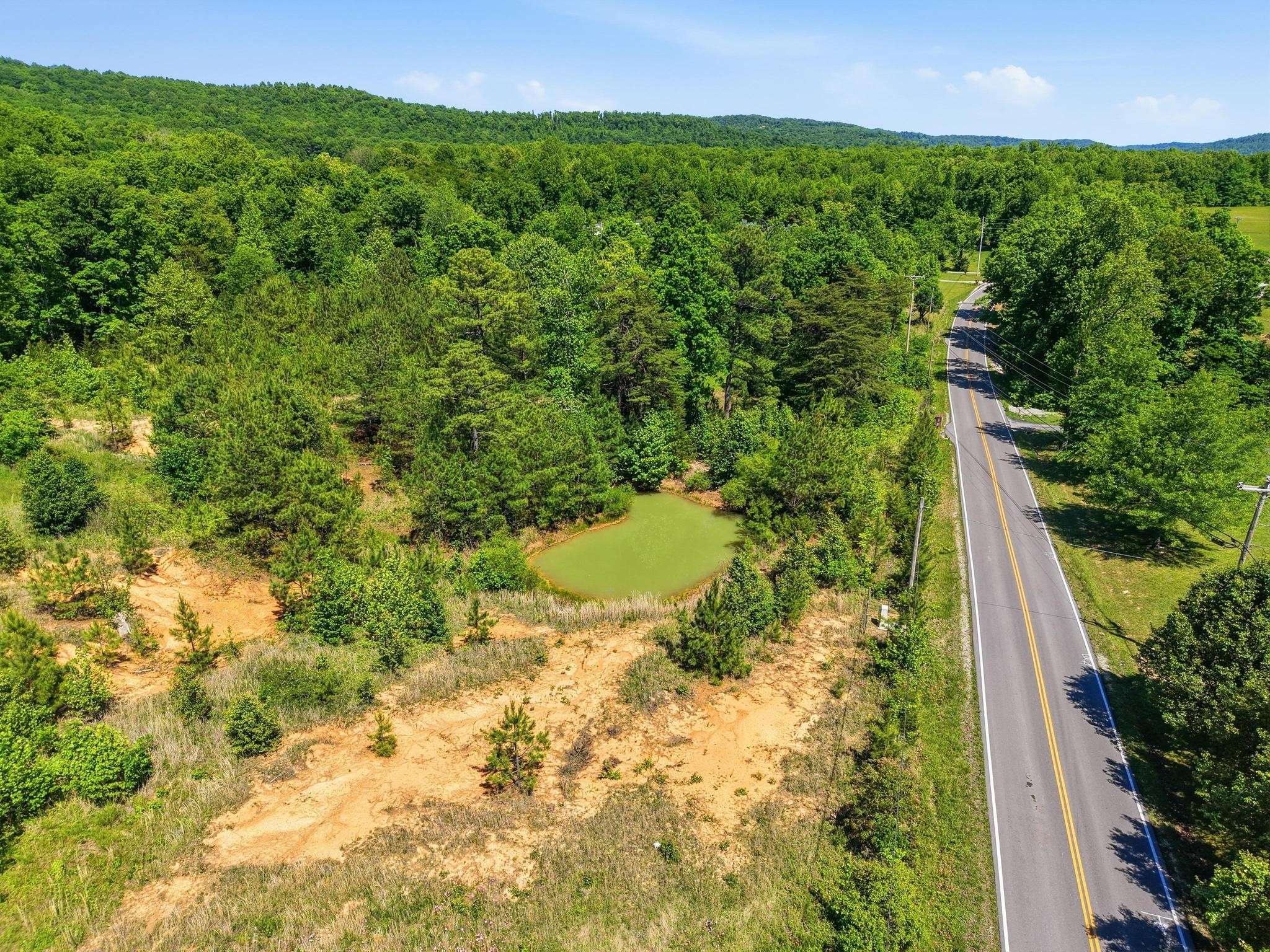6 Falling Water Rd, Cookeville, TN 38506