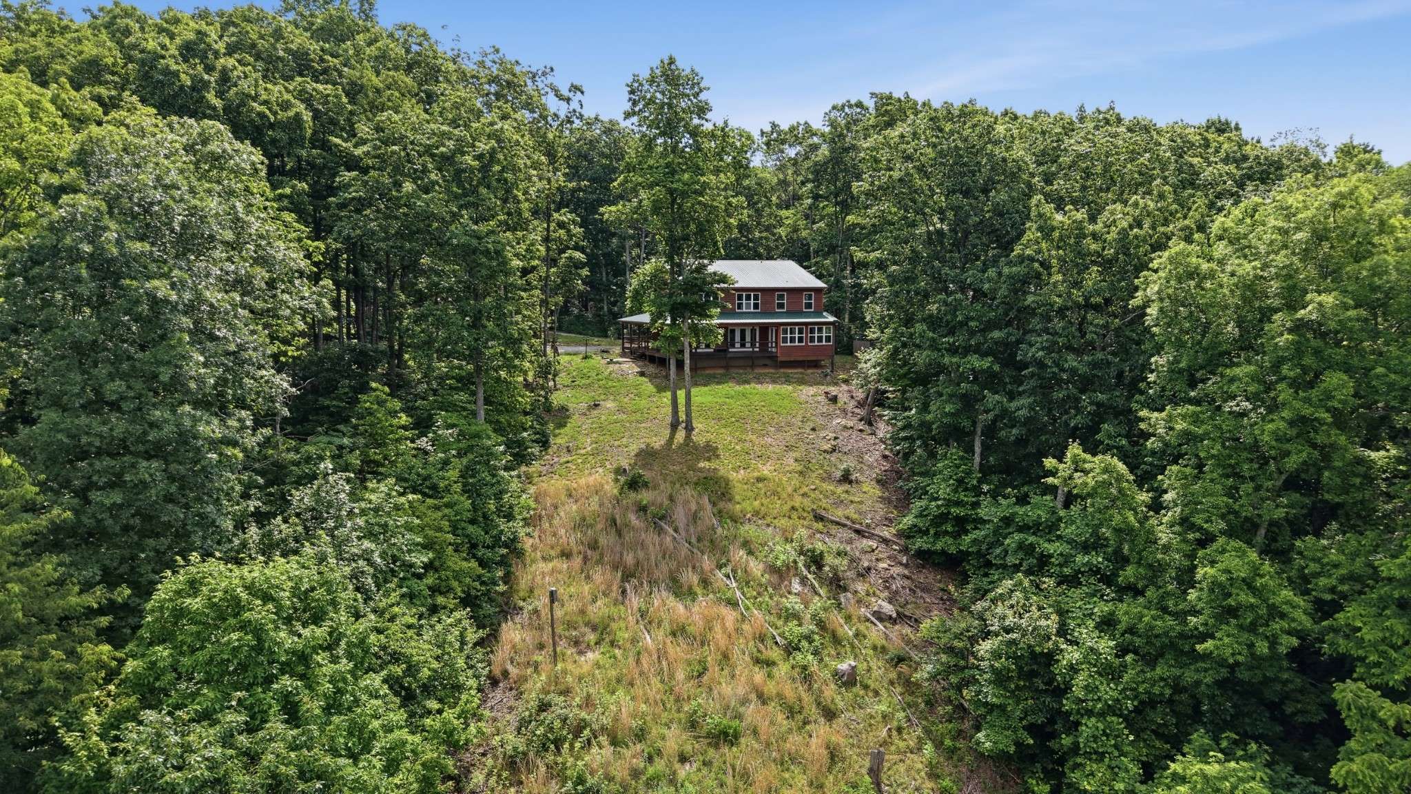 705 N Campbell Rd, Altamont, TN 37301