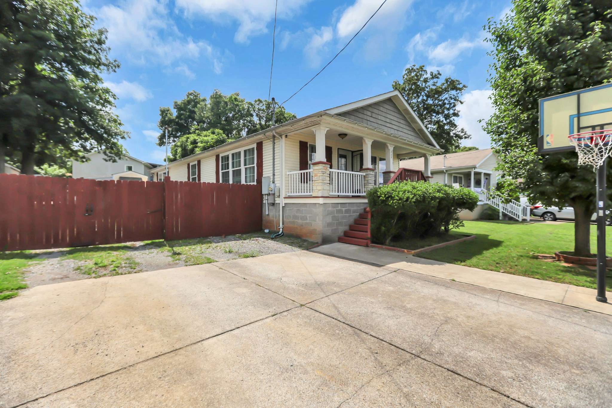 228 Oceanfront Cir #S, Antioch, TN 37013