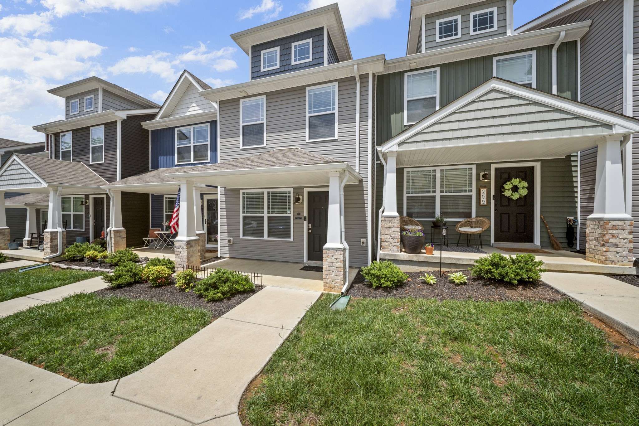 253 Woodland Valley Ln, Clarksville, TN 37040