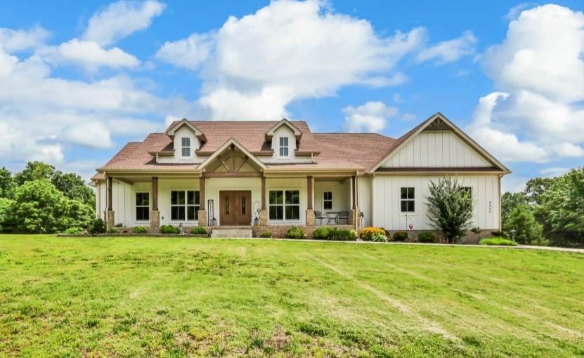 4455 Lylewood Rd, Indian Mound, TN 37079
