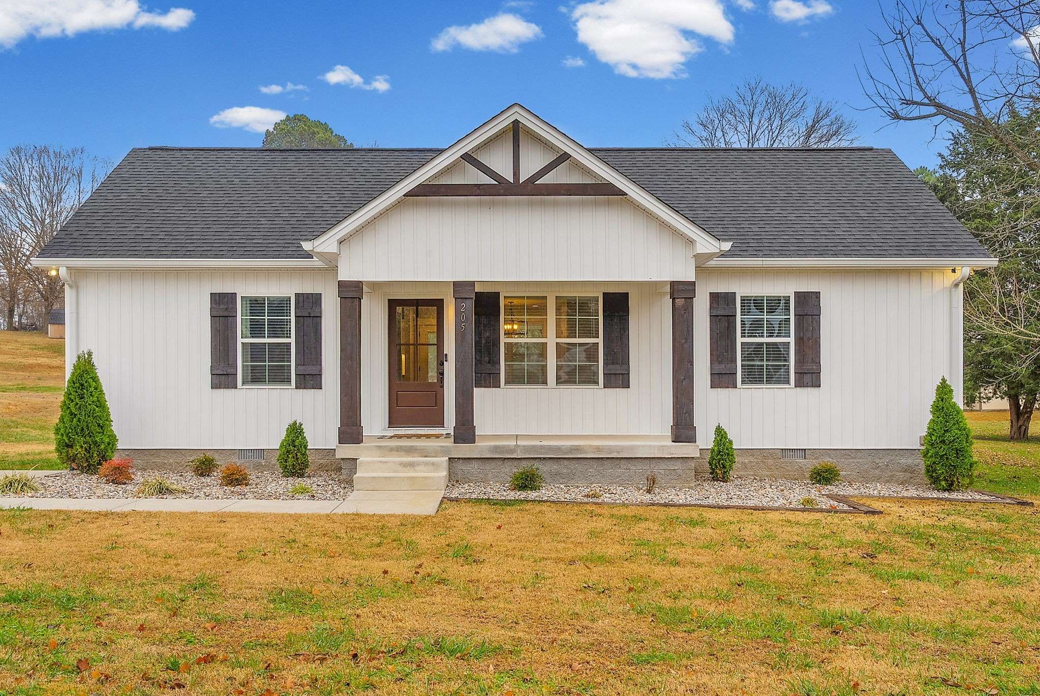 205 Maple St, Adams, TN 37010