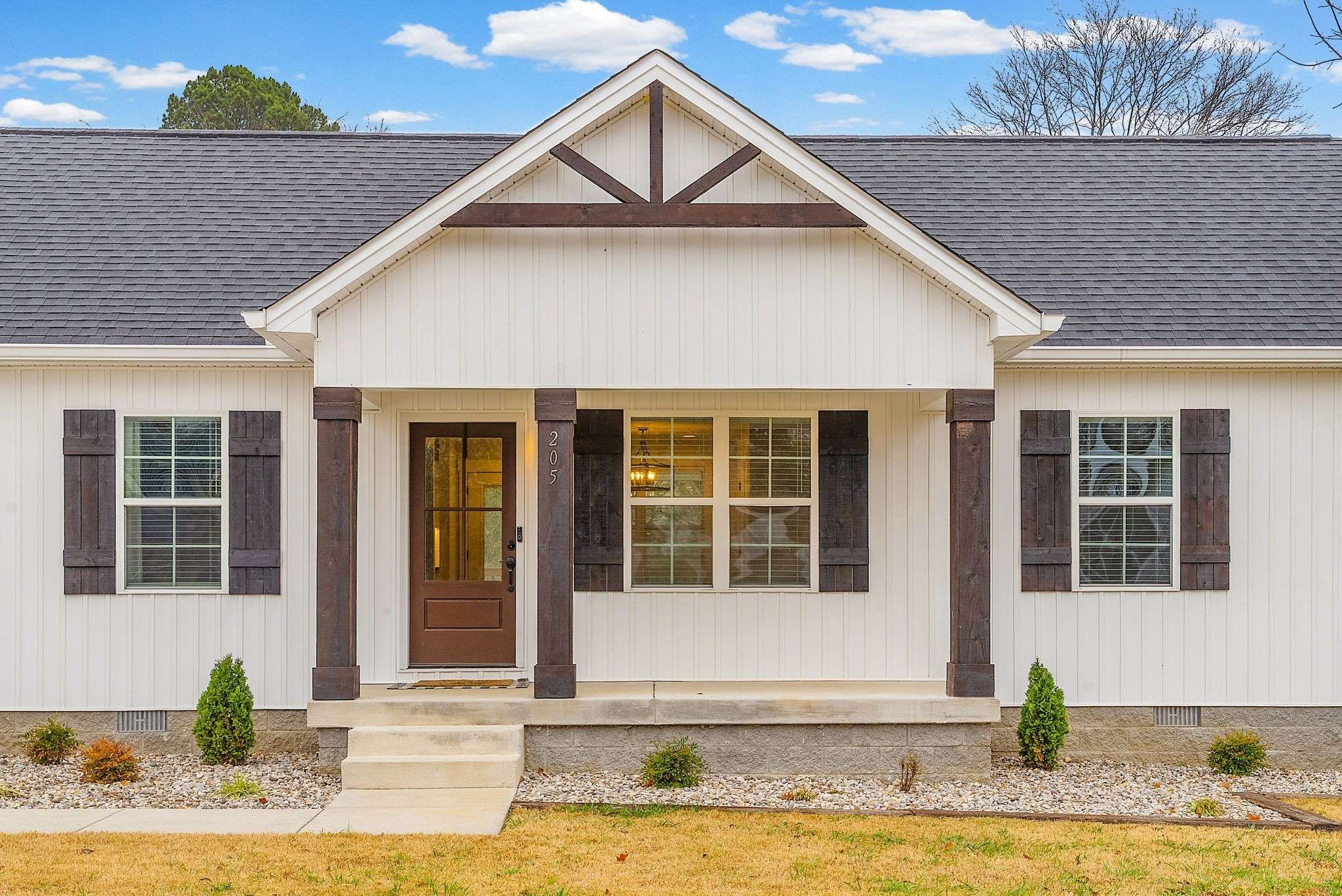 205 Maple St, Adams, TN 37010