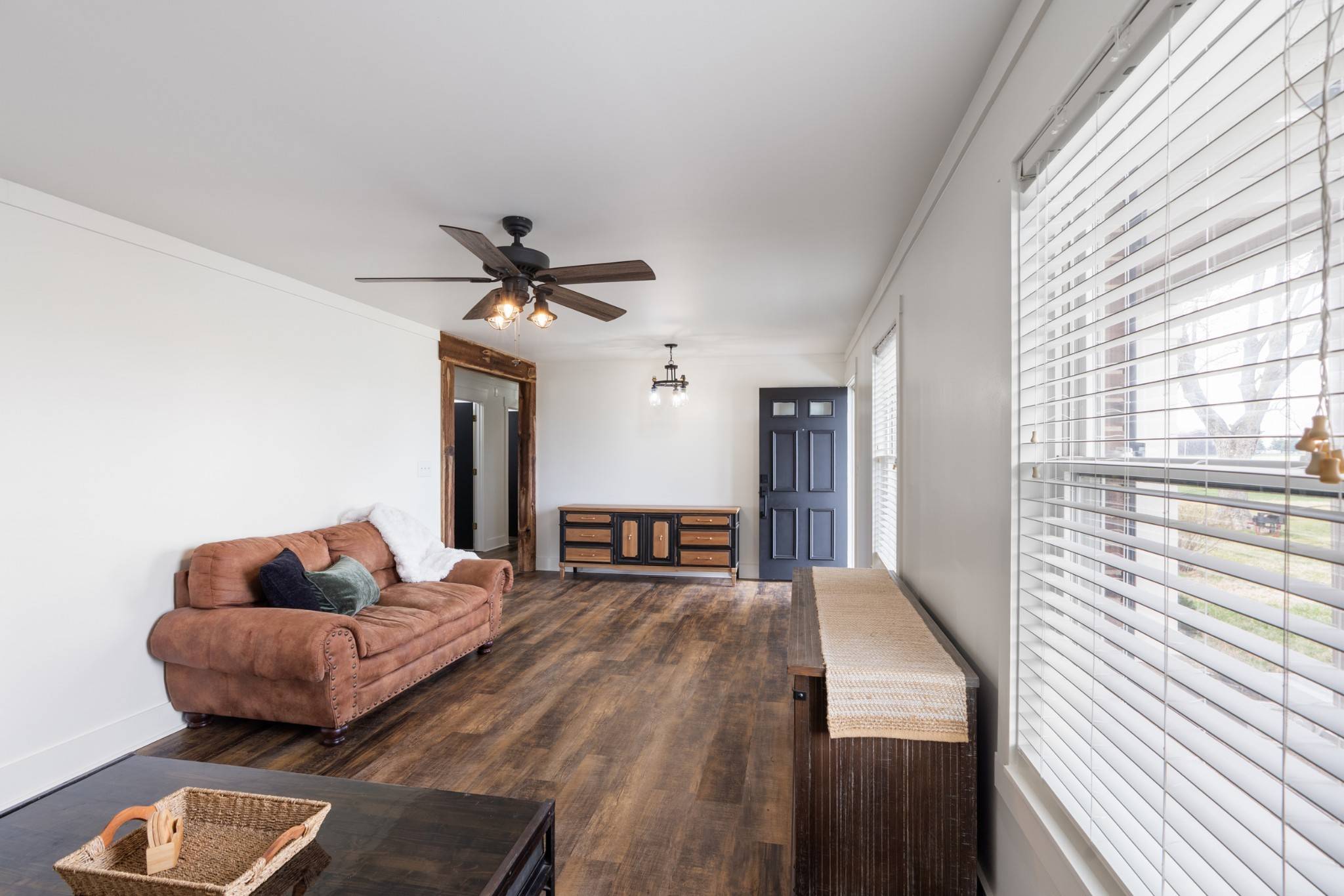 8412 Highway 41 #N, Adams, TN 37010