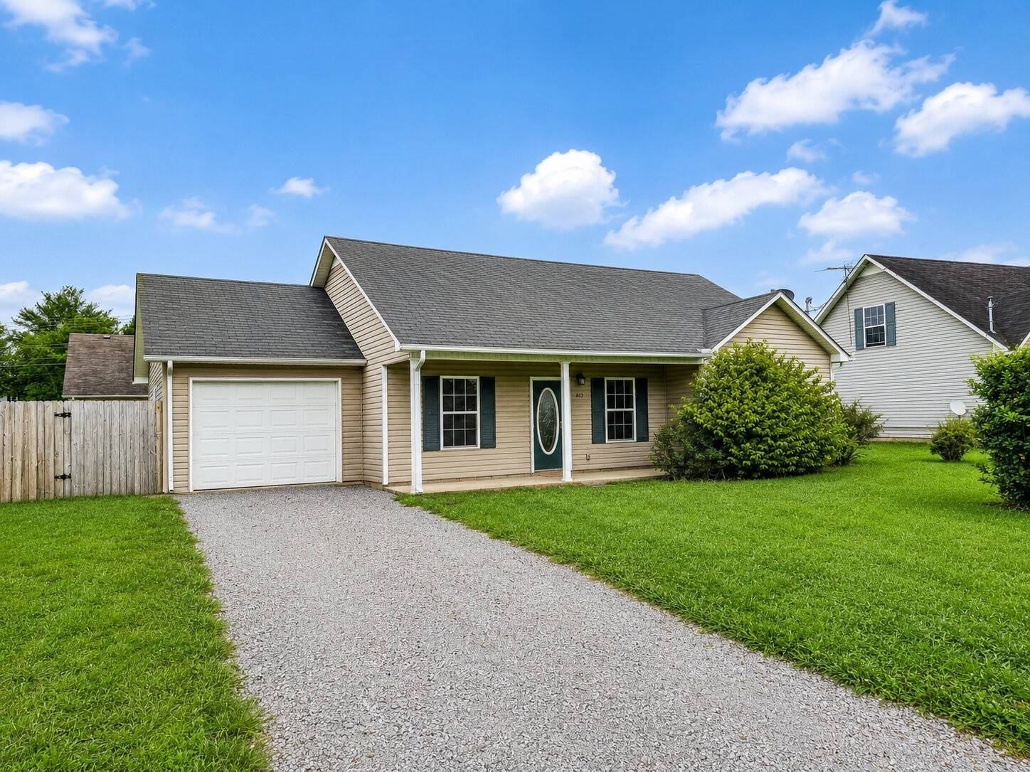 103 Stonefield Cir, Shelbyville, TN 37160