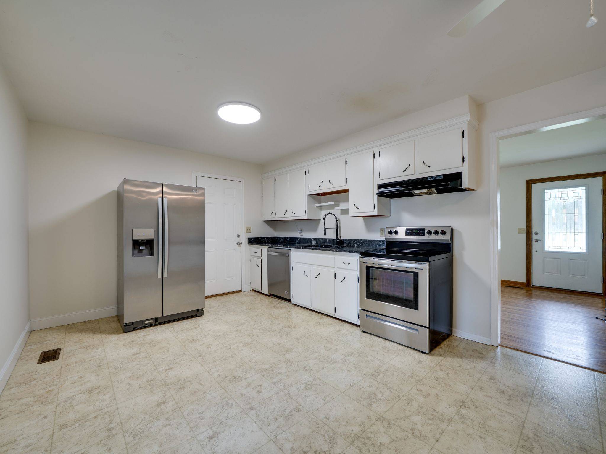 309 Peggy Dr, Cedar Hill, TN 37032