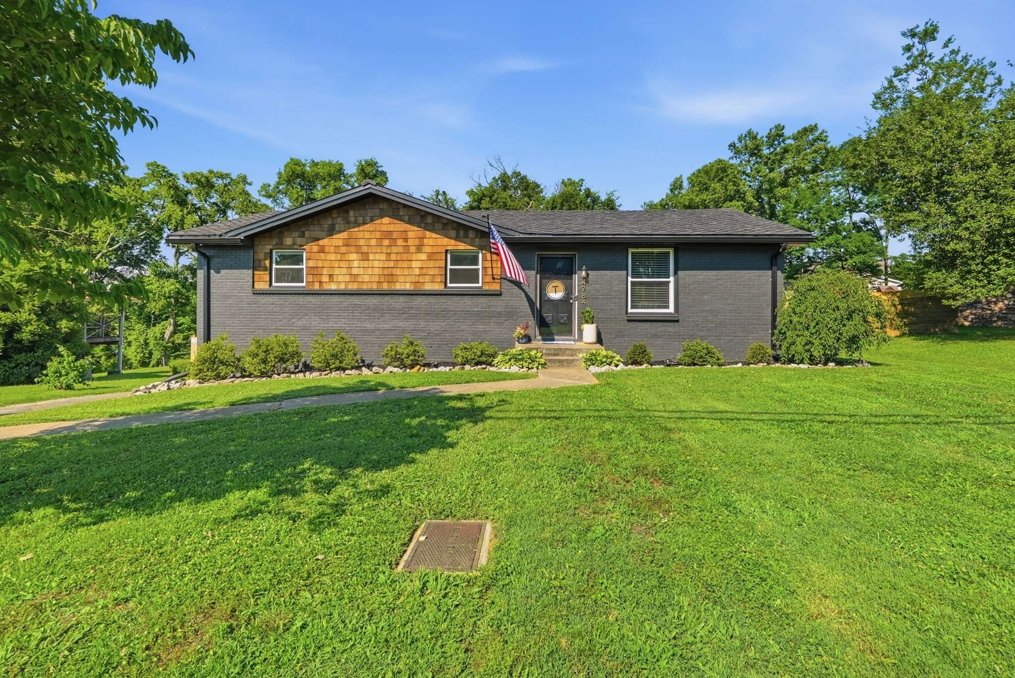 4784 Cascade Dr, Old Hickory, TN 37138