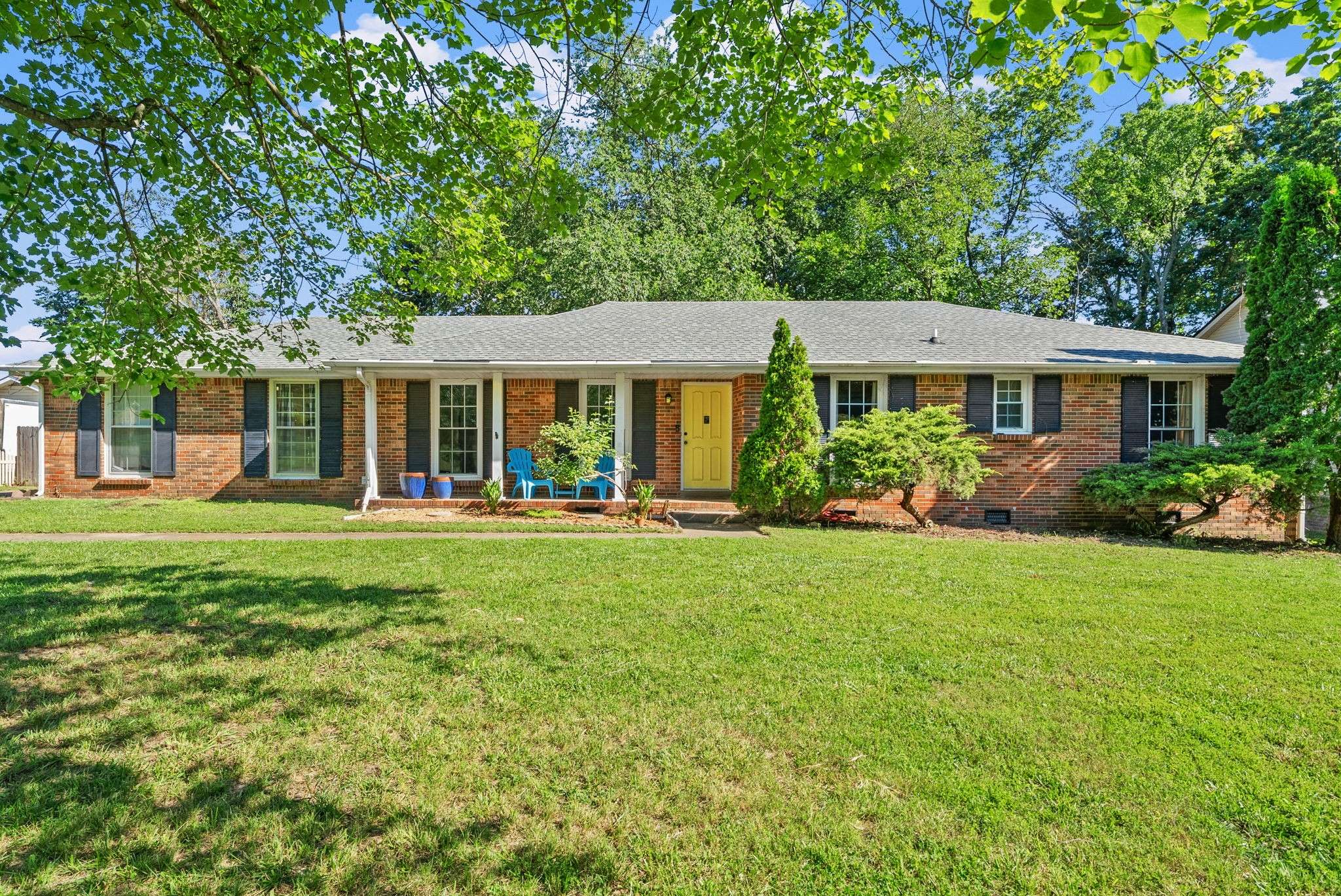 1534 Armistead Dr, Clarksville, TN 37042