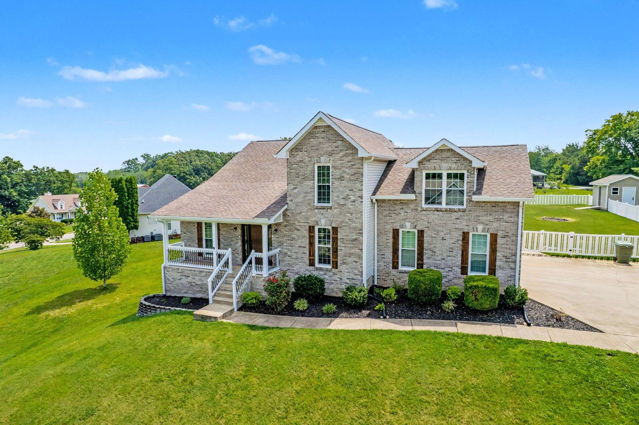 4444 Monticello Trce, Adams, TN 37010