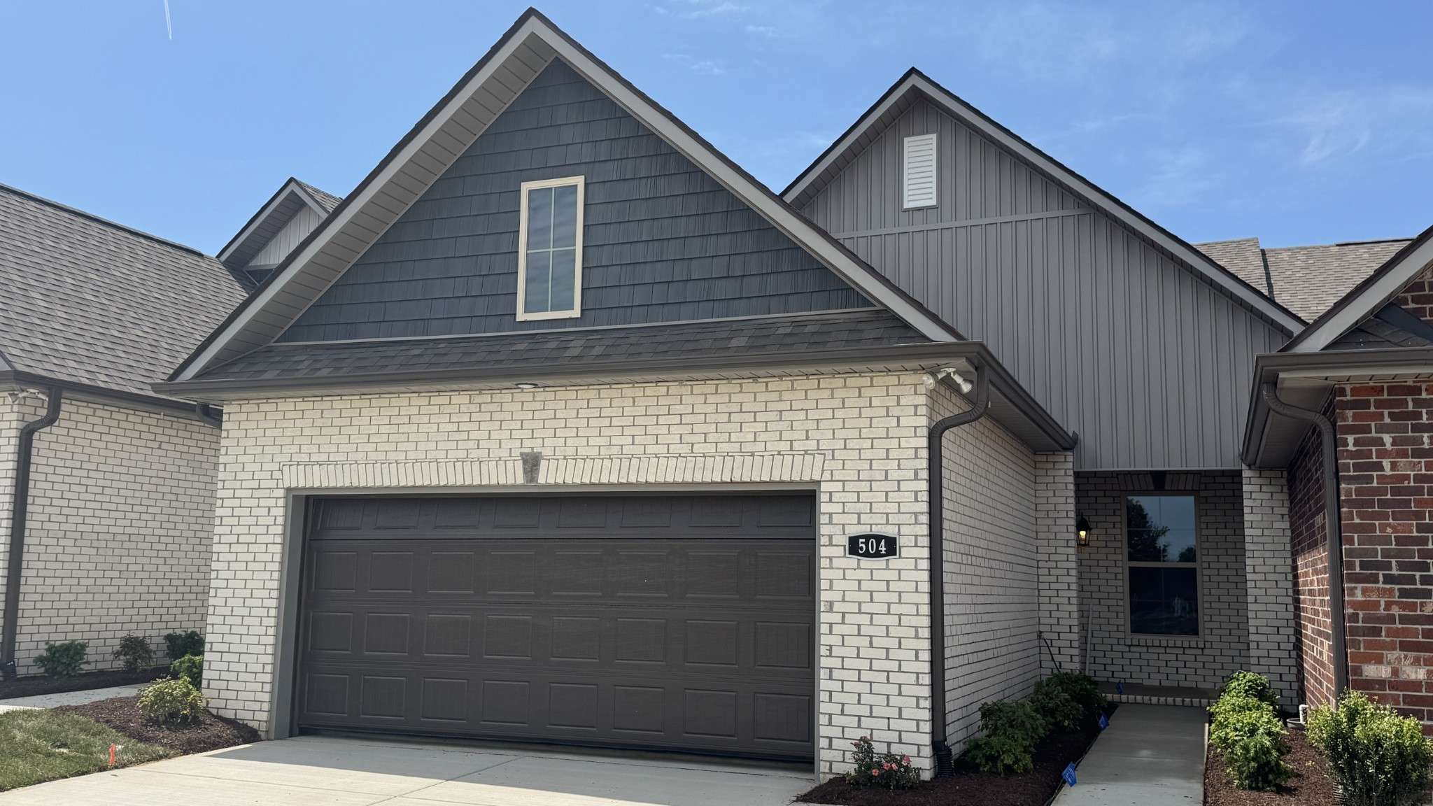 504 W Foxrun, Springfield, TN 37172