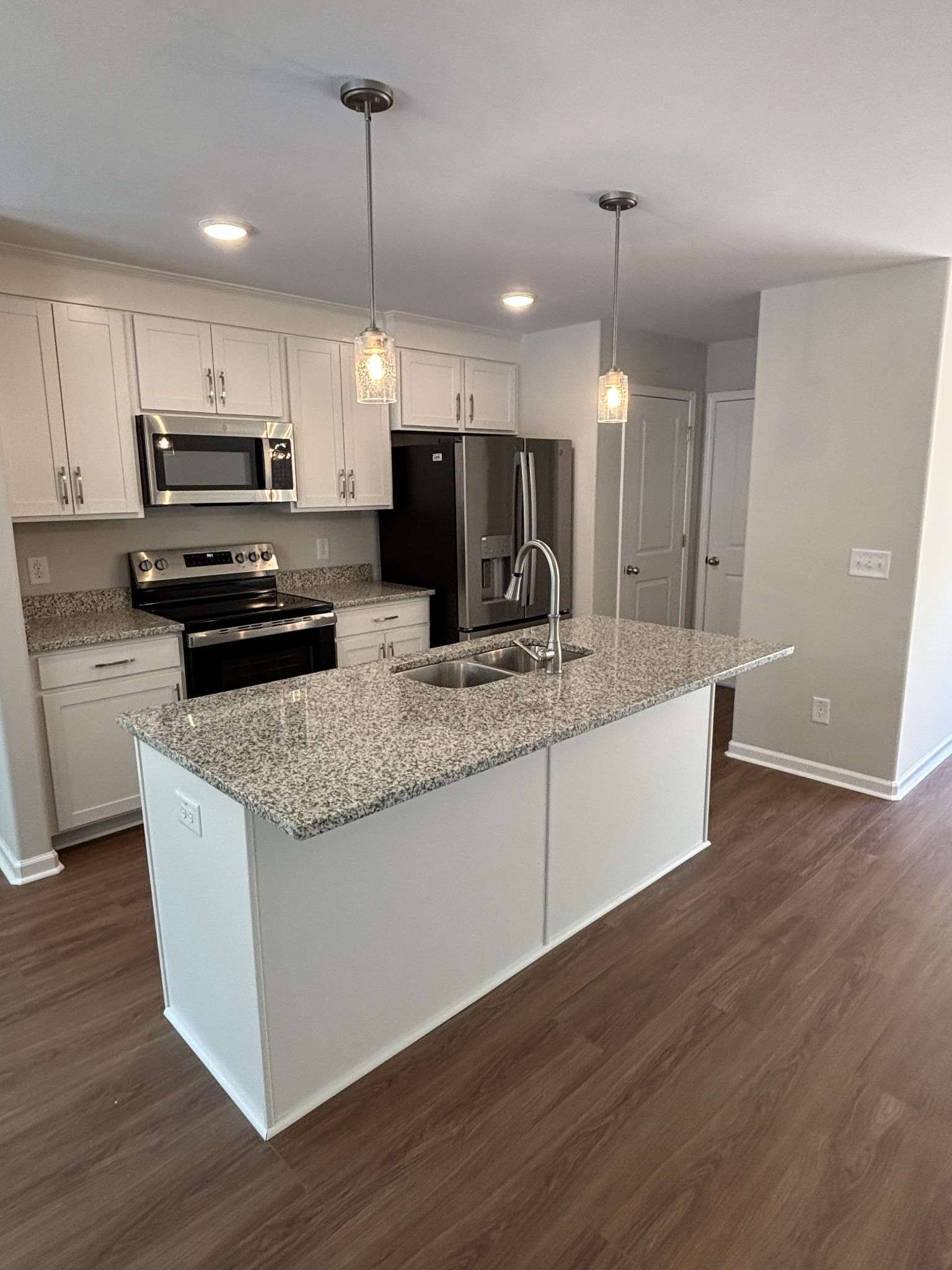 839 Cumberland Dr, Clarksville, TN 37040