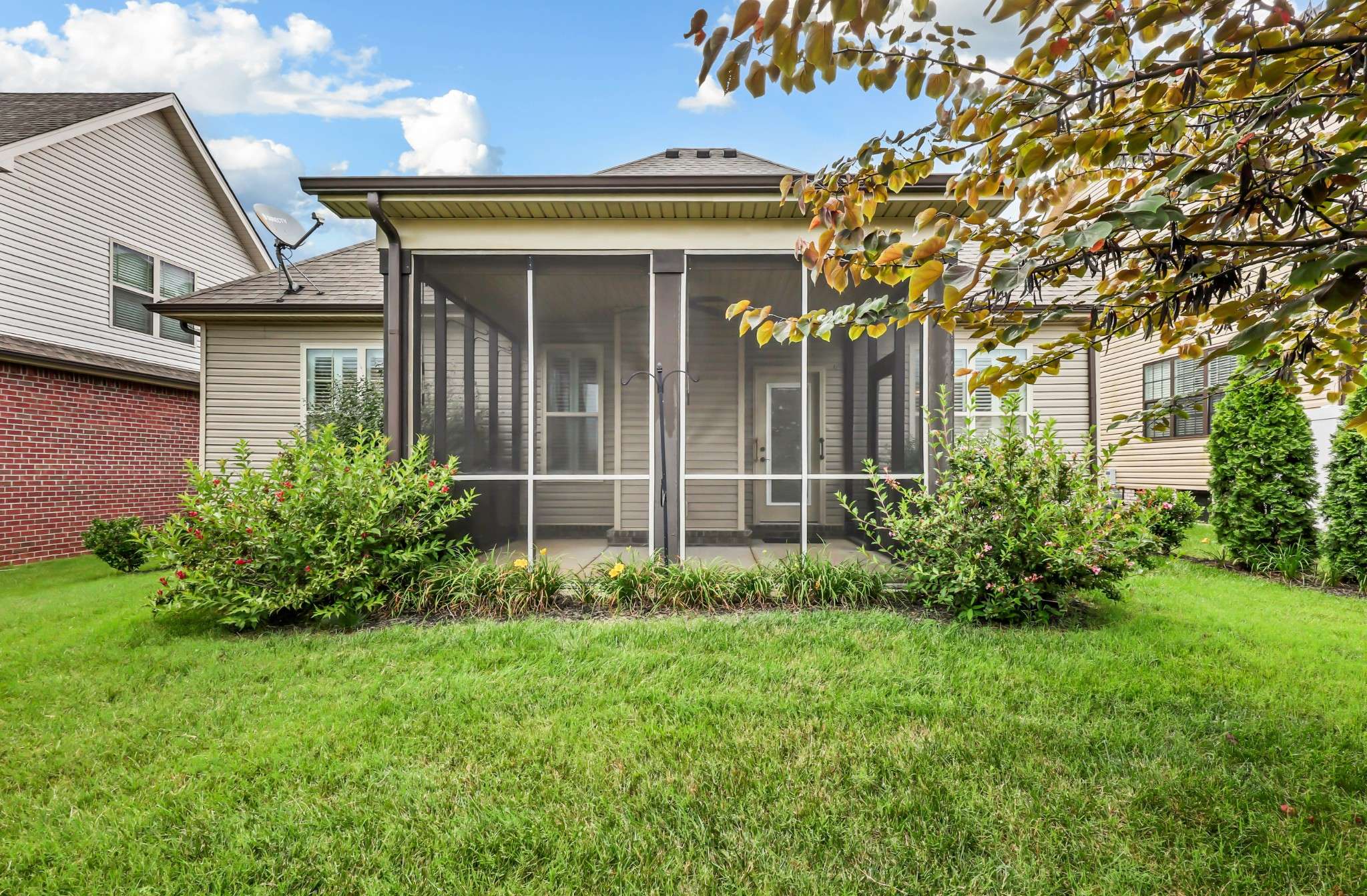 330 Turnberry Cir, Clarksville, TN 37043