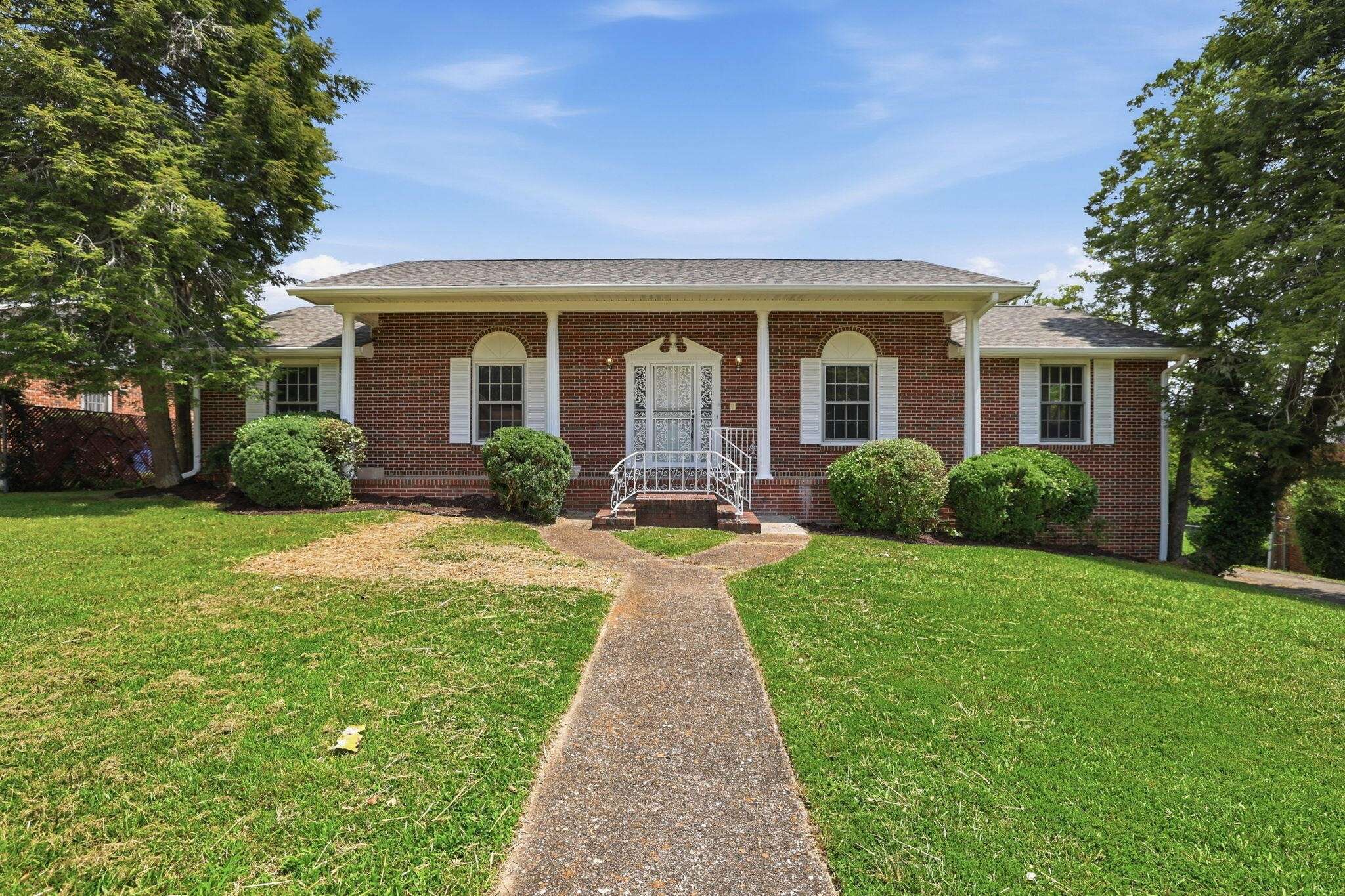 3833 Pin Oak Terrace, Chattanooga, TN 37411