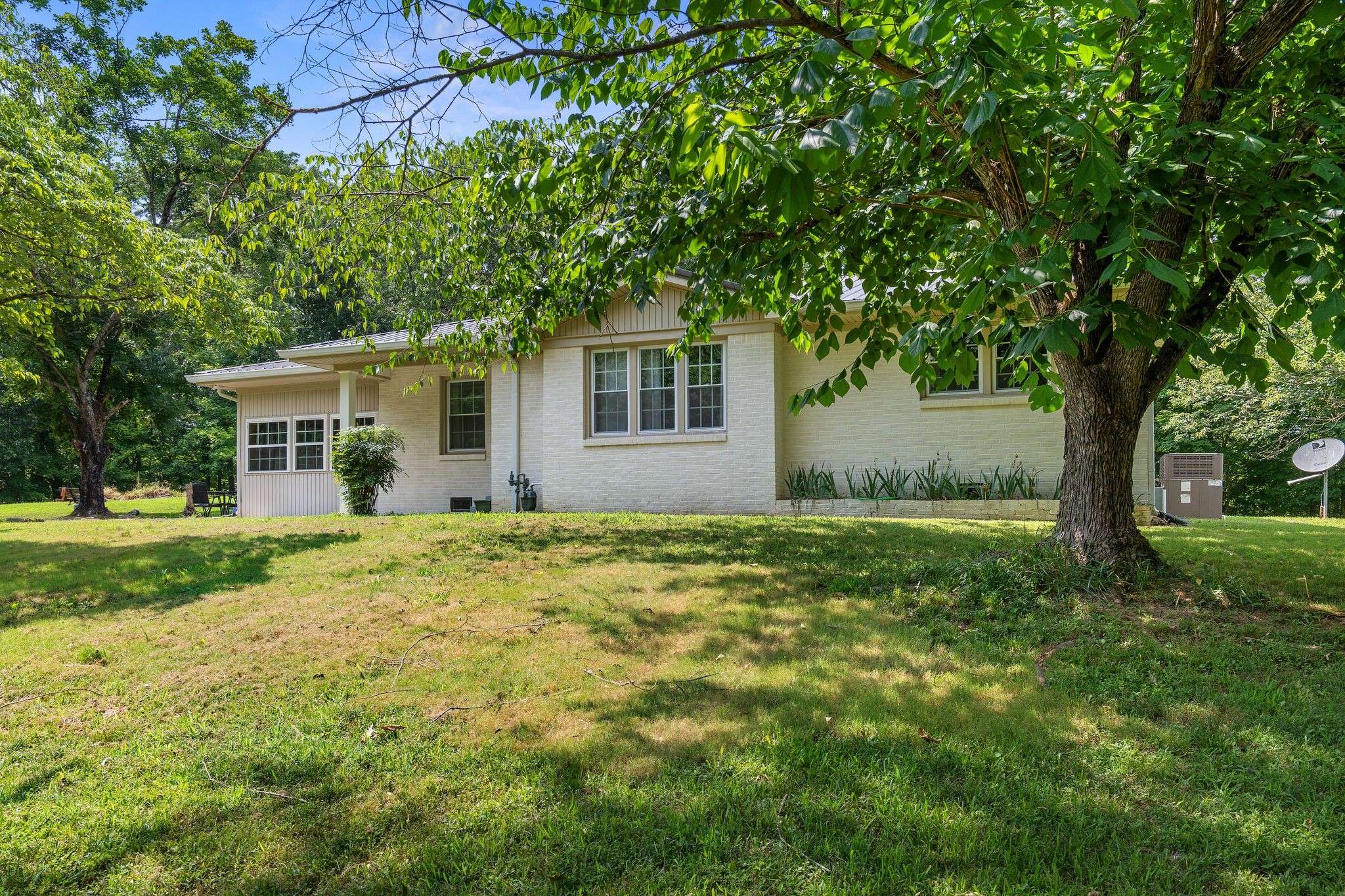 8531 Pinewood, Lyles, TN 37098