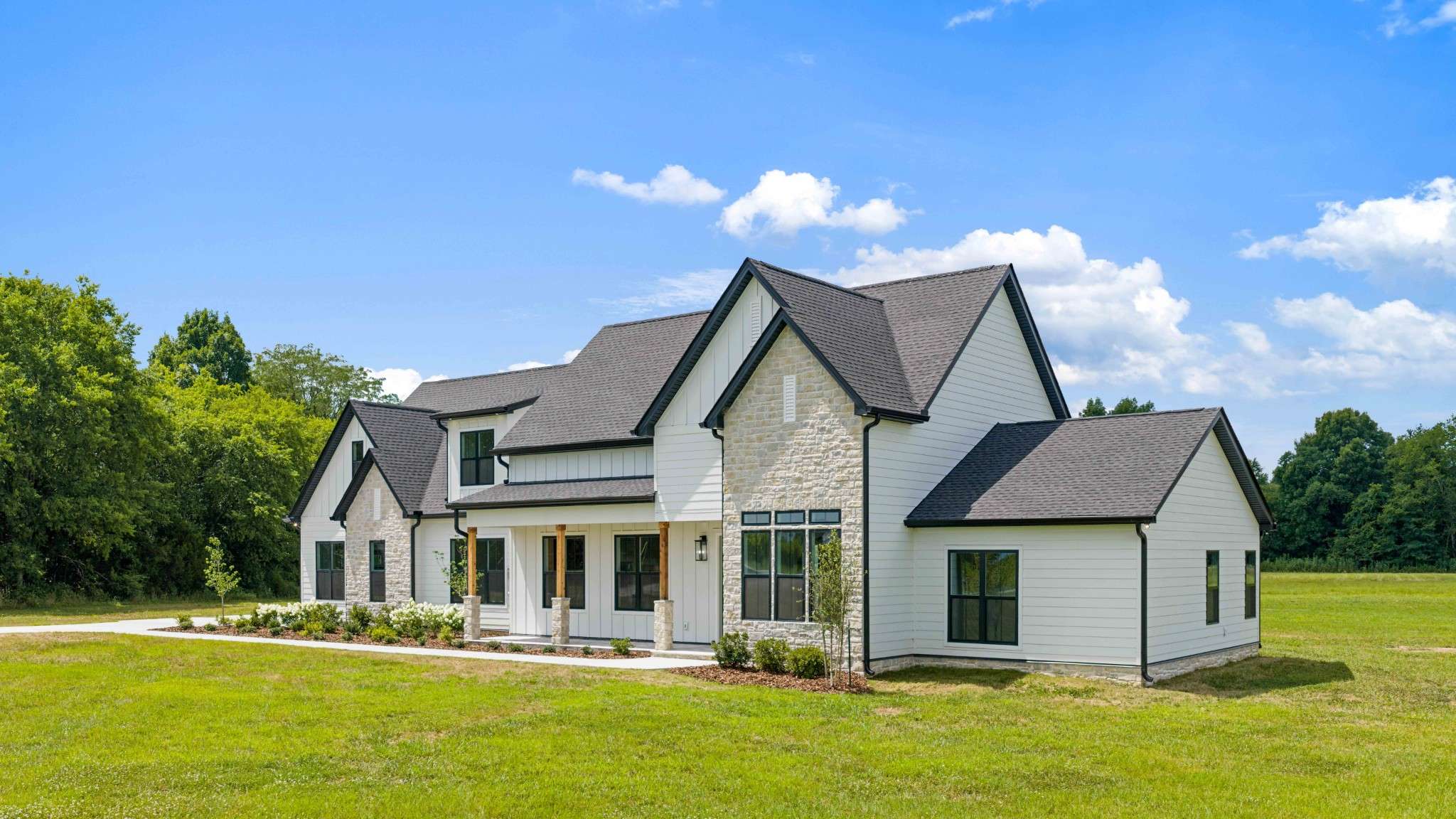 7838 Woodfin Rd, Christiana, TN 37037