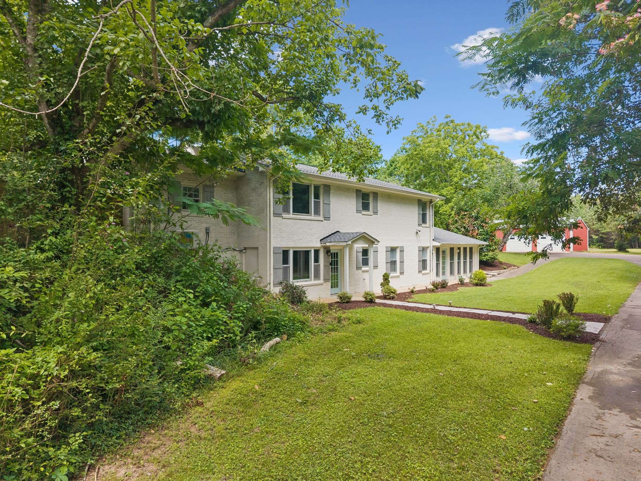 718 Kimmins St, Hohenwald, TN 38462