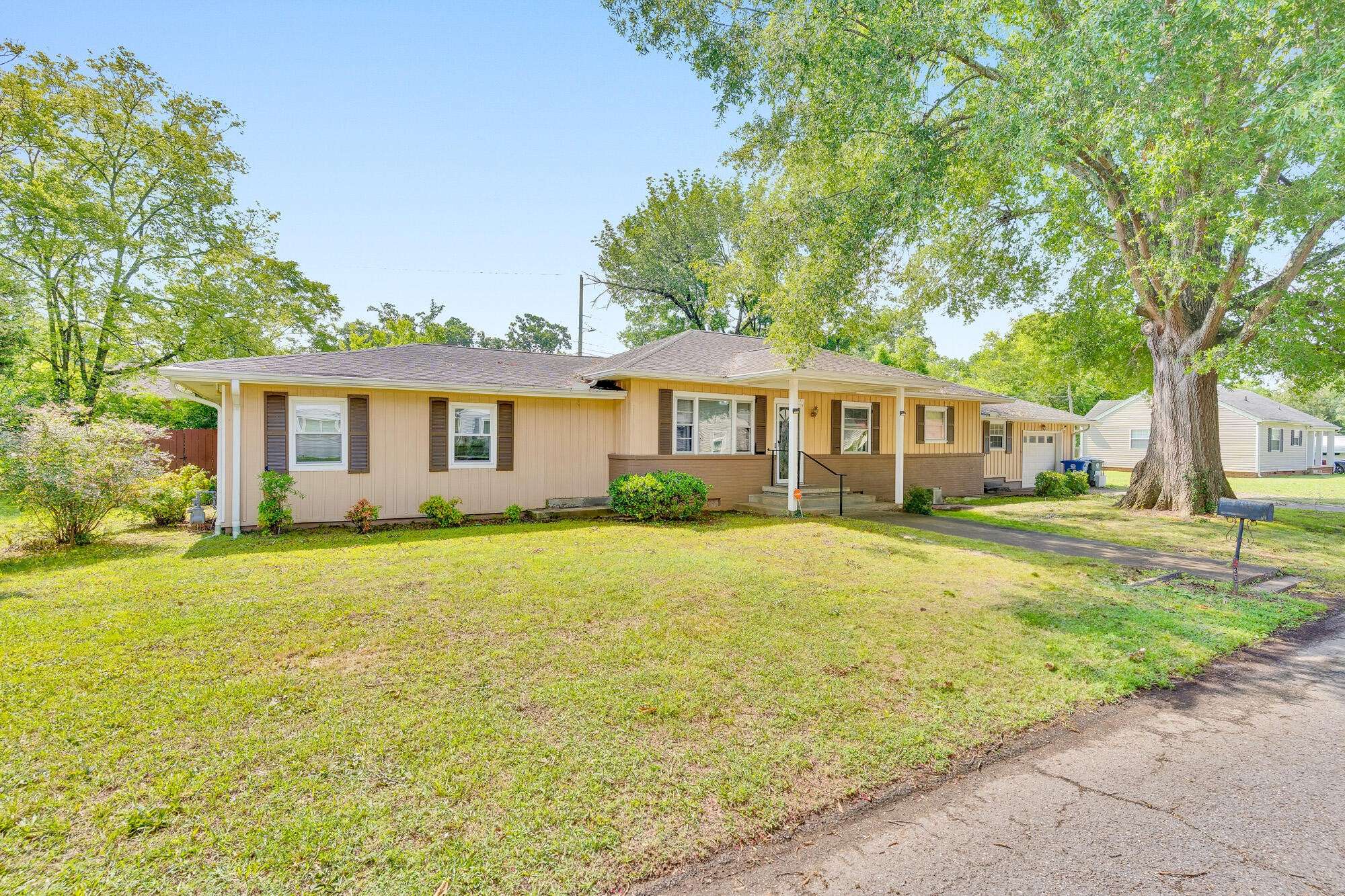 300 Haney Drive, Chattanooga, TN 37411