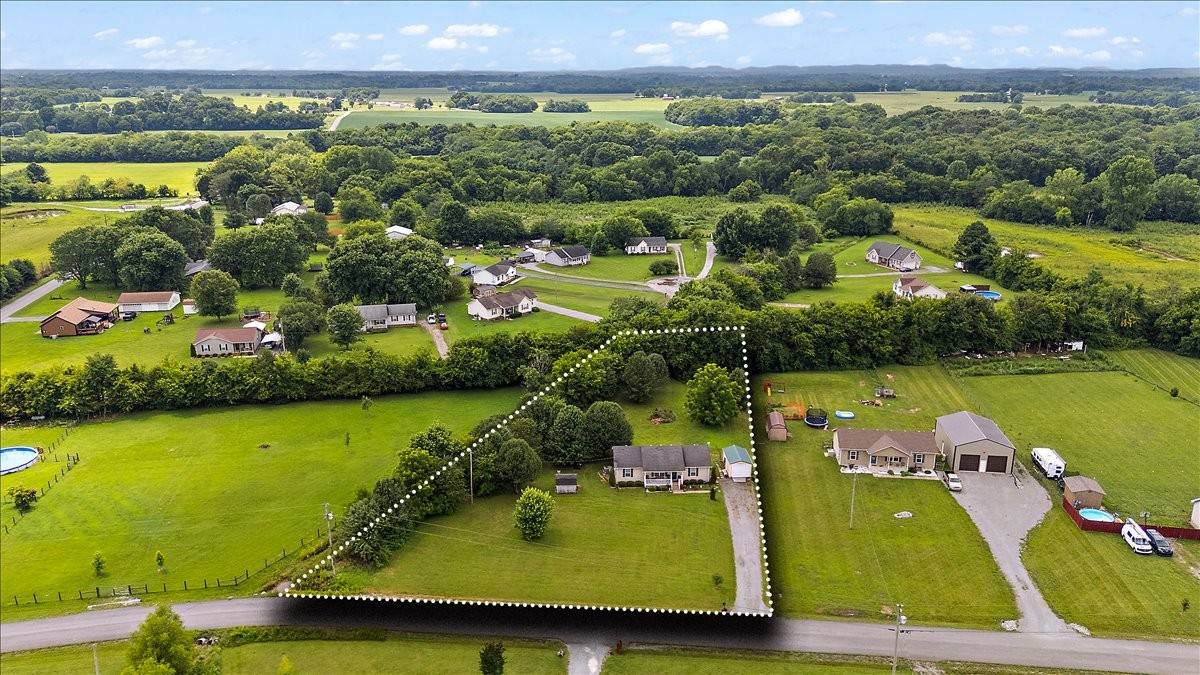 109 Anderson Creek Rd, Bell Buckle, TN 37020