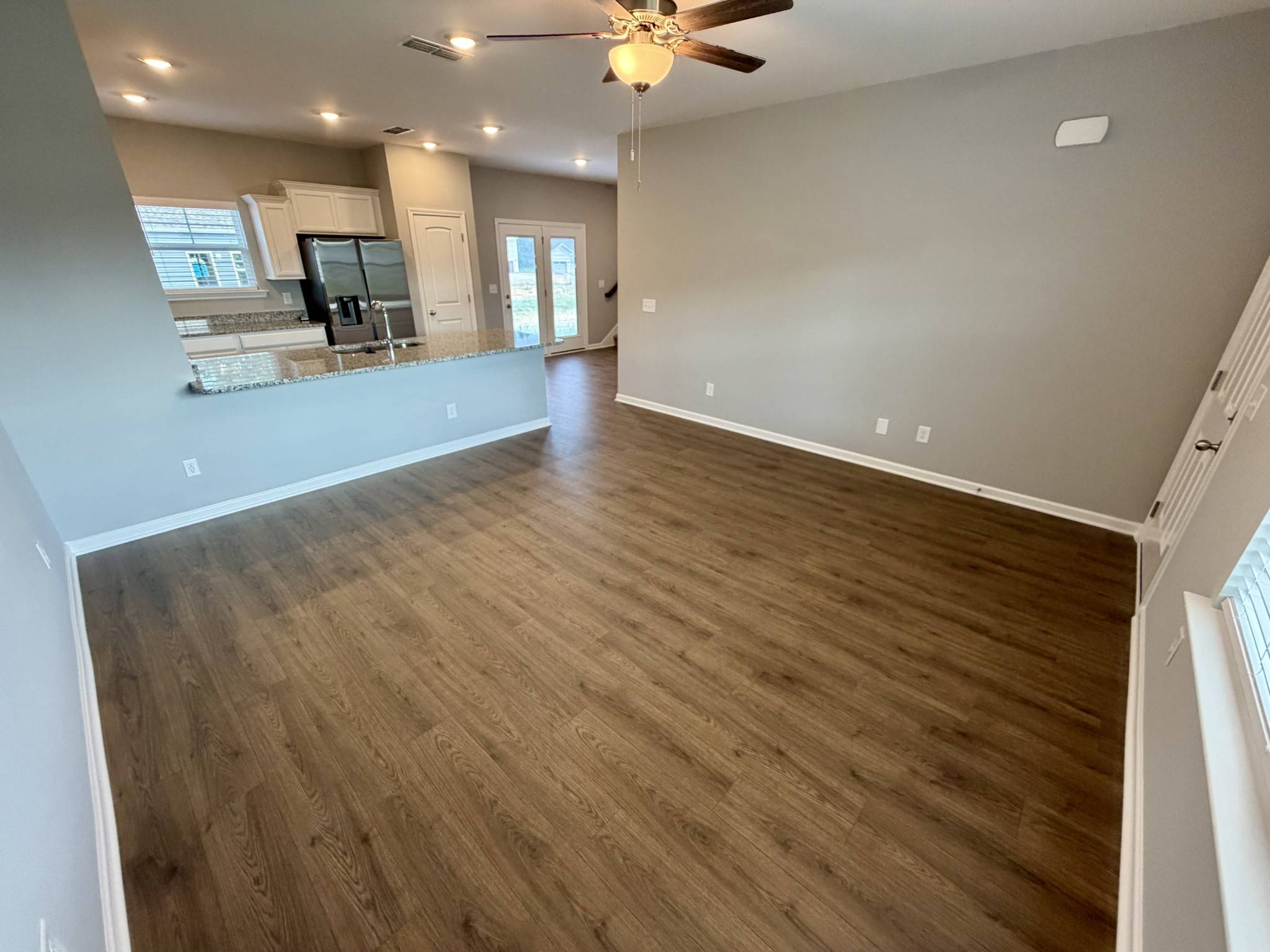 30 StoneHenge Lane, Manchester, TN 37355