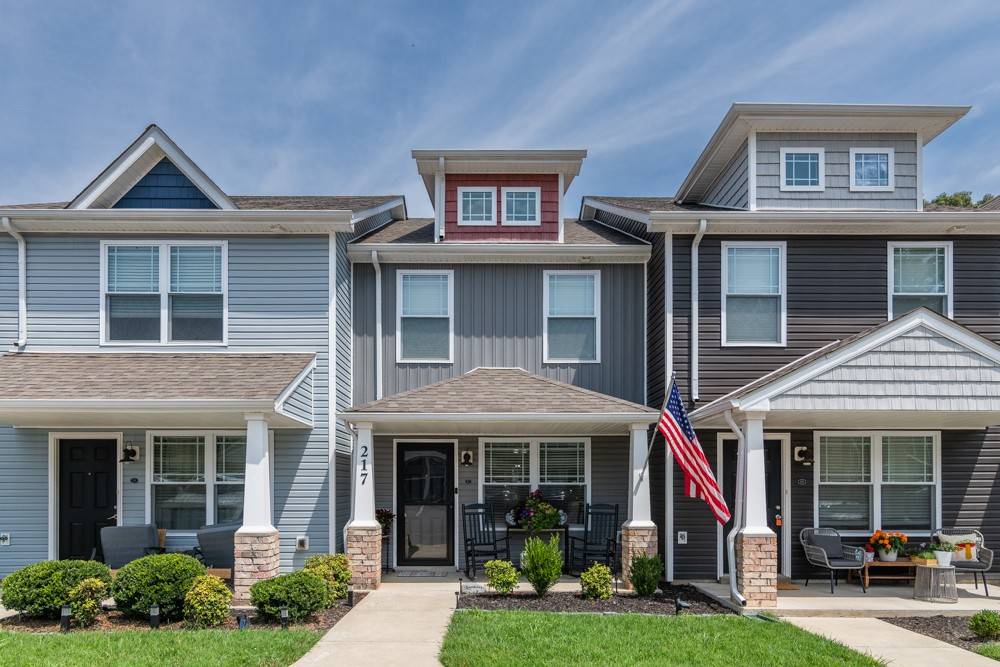 217 Woodland Valley Ln, Clarksville, TN 37040