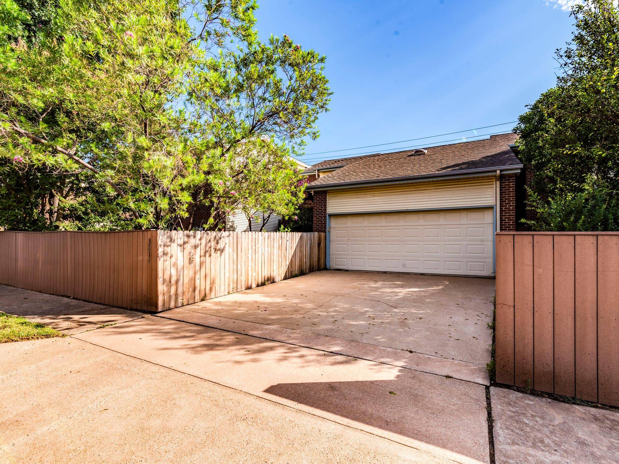 3214 Foster LN, Austin, TX 78757