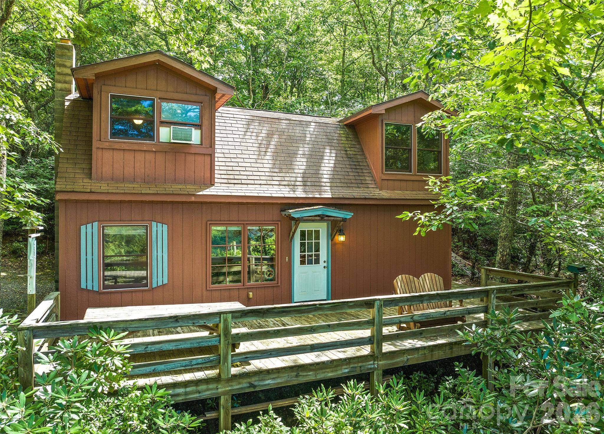 52 Steep LN, Maggie Valley, NC 28751